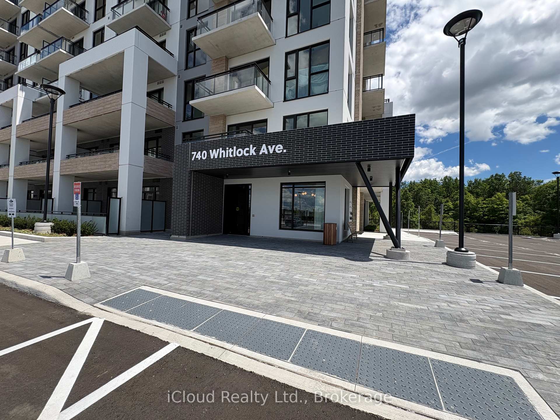 Photo 2 of Unit 307, 740 Whitlock Avenue, Milton, Cobban — HOMEH