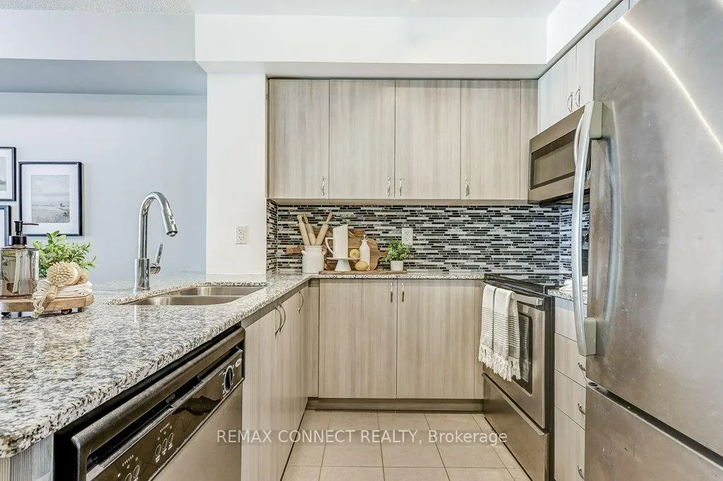 Photo 6 of Unit 905, 1235 Bayly Street, Pickering, Bay Ridges — HOMEH