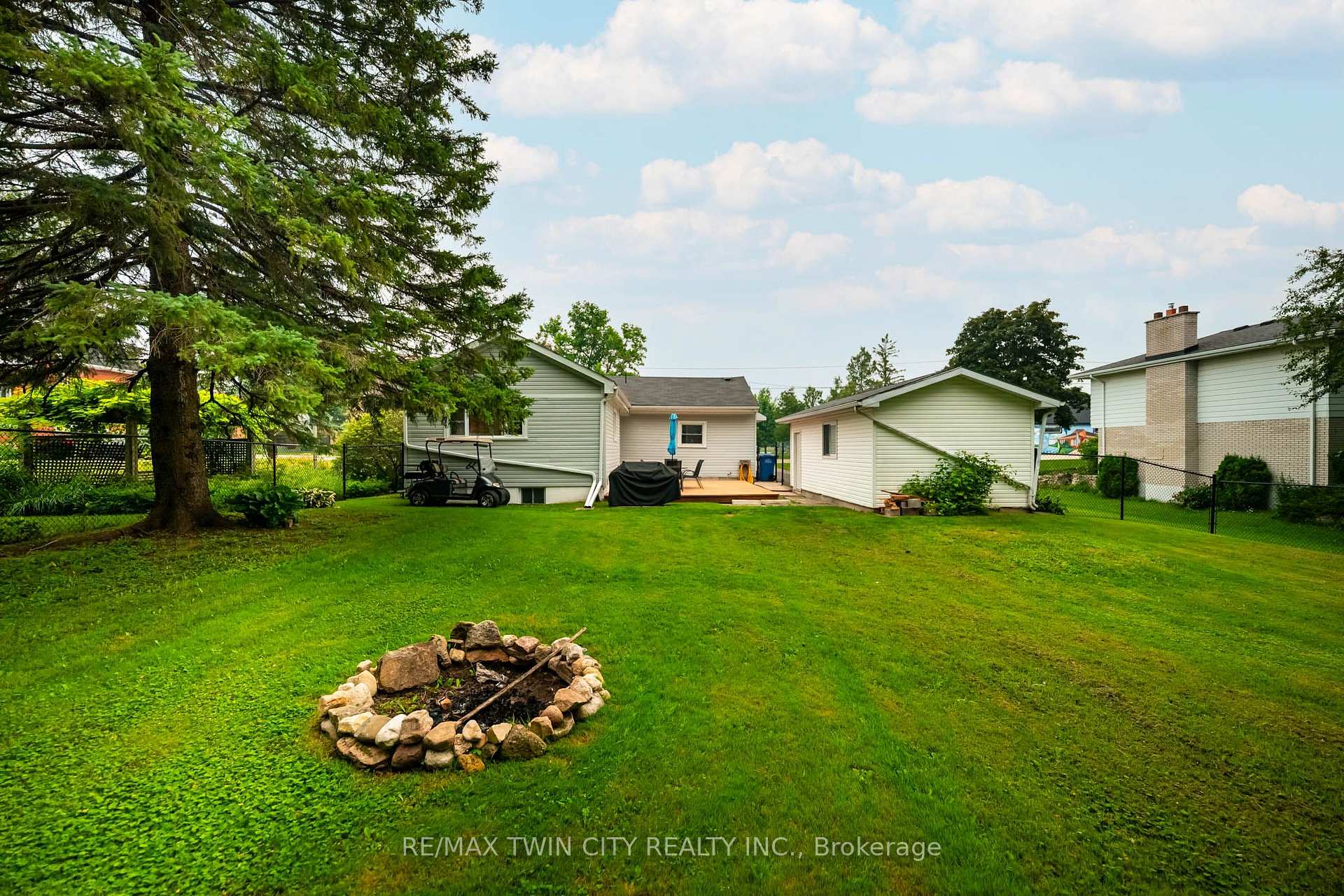 Photo 7 of 251 Main Street E, Southgate — HOMEH