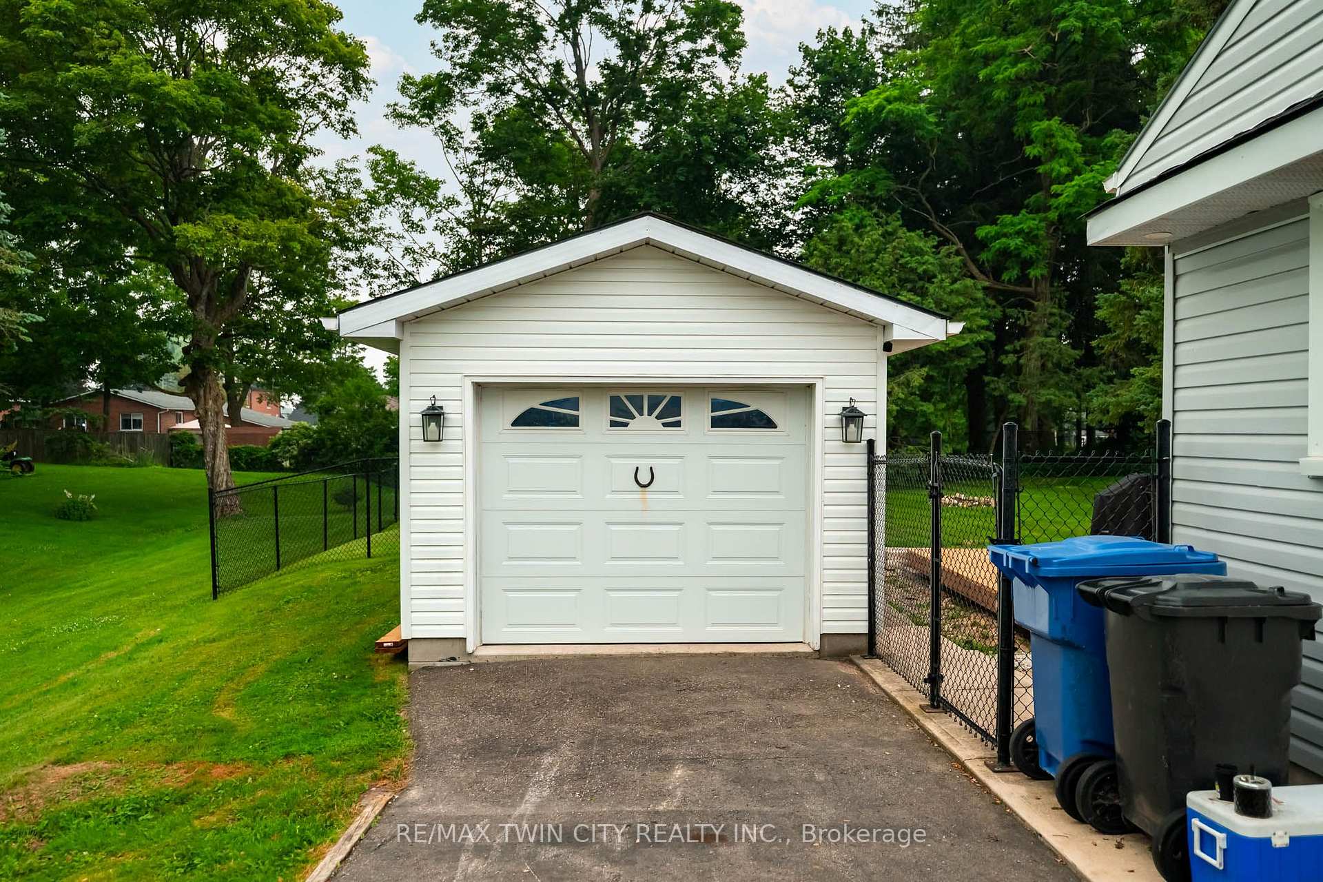 Photo 8 of 251 Main Street E, Southgate — HOMEH