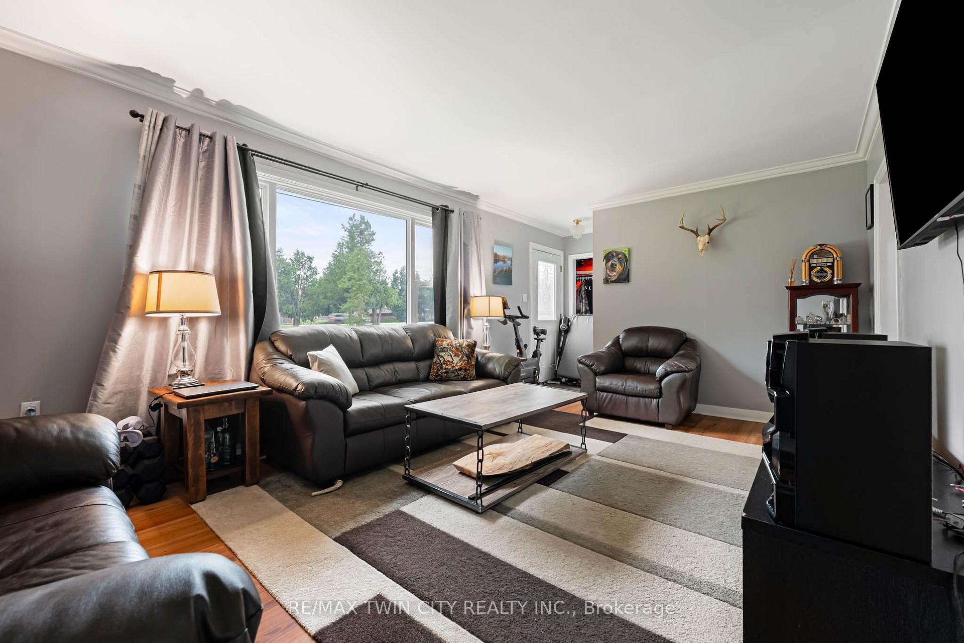 Photo 12 of 251 Main Street E, Southgate — HOMEH