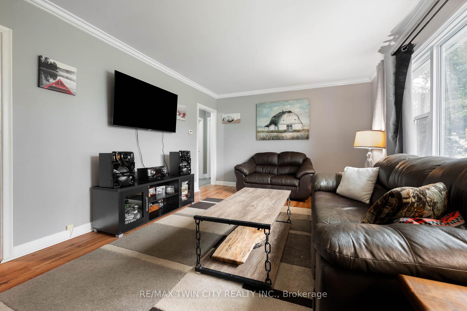 Photo 13 of 251 Main Street E, Southgate — HOMEH
