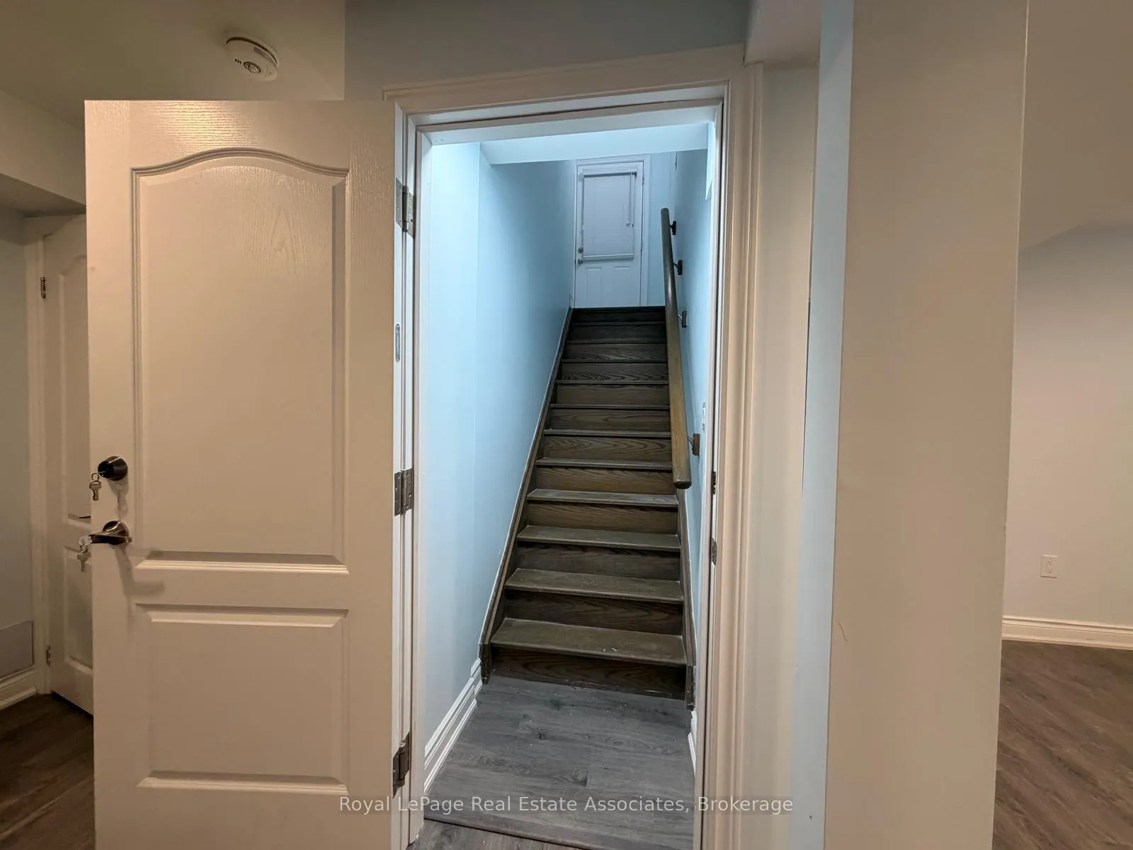 Photo 4 of Unit Basement, 23 Bandera Drive, Brampton, Credit Valley — HOMEH