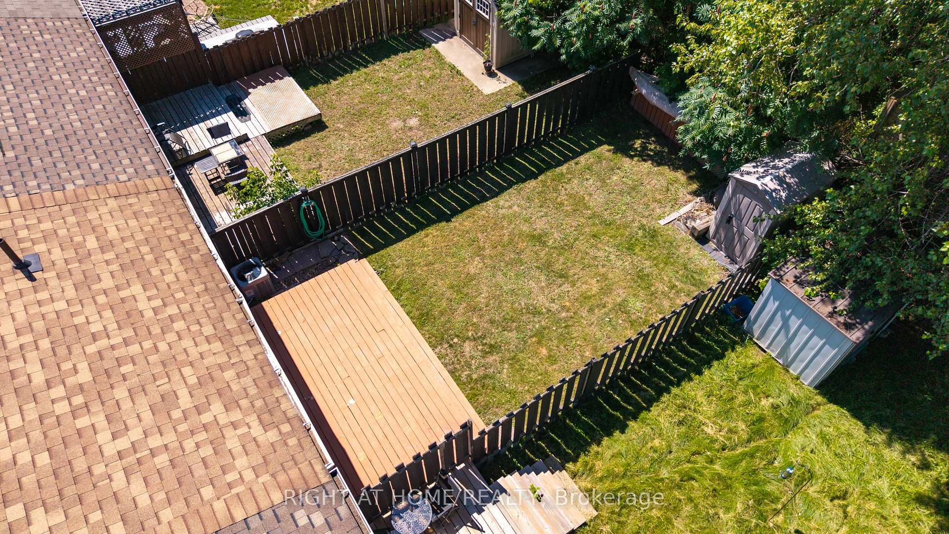 Photo 6 of 36 Northbrook Road, Petawawa, Petawawa — HOMEH