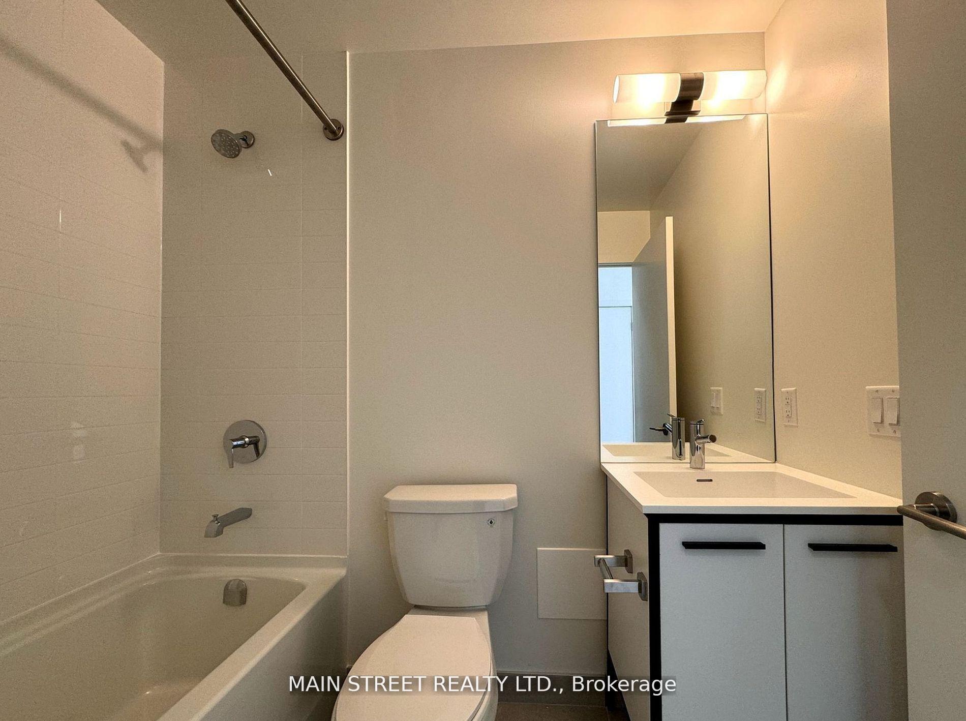 Photo 11 of Unit 1506, 185 Deerfield Road, Newmarket, Central Newmarket — HOMEH