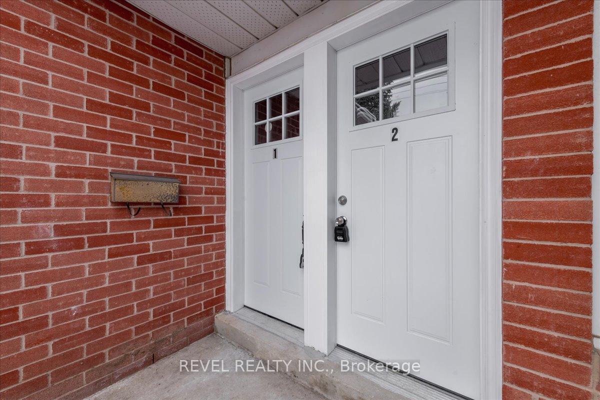 Photo 2 of 400 Big Bay Point Road, Barrie, Painswick North — HOMEH