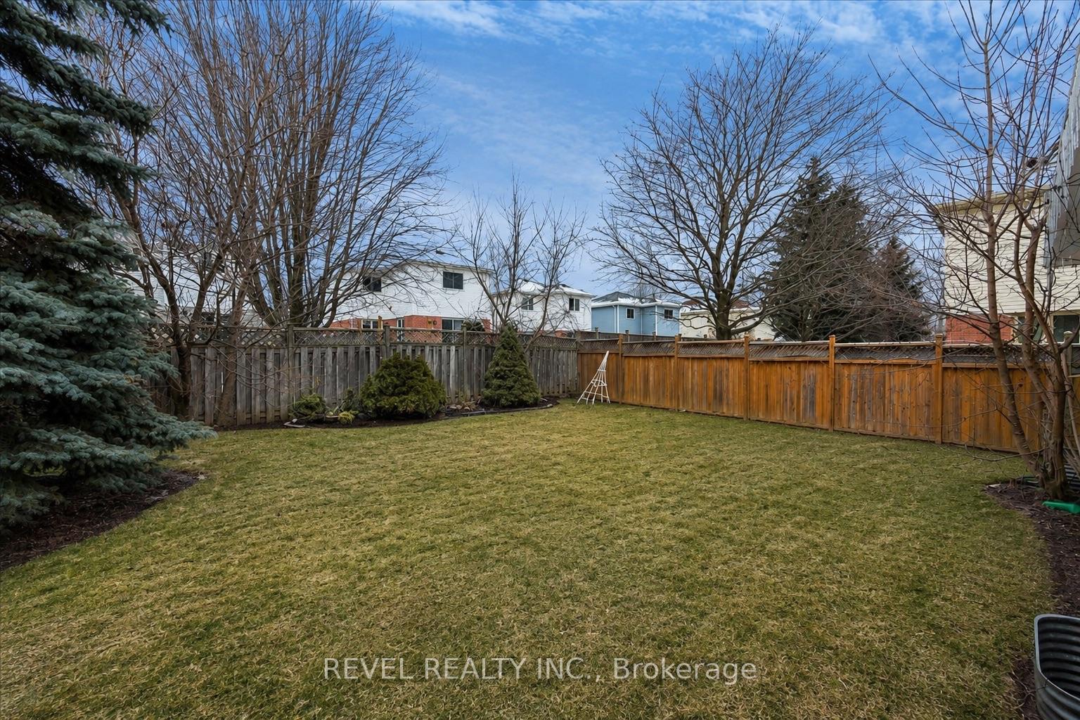 Photo 3 of 400 Big Bay Point Road, Barrie, Painswick North — HOMEH