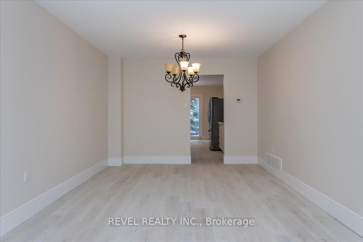 Photo 7 of 400 Big Bay Point Road, Barrie, Painswick North — HOMEH