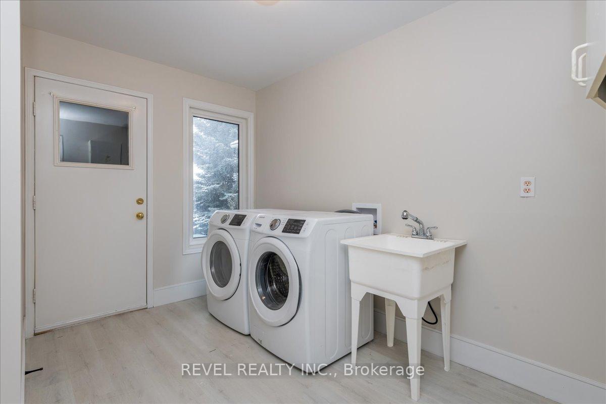 Photo 16 of 400 Big Bay Point Road, Barrie, Painswick North — HOMEH