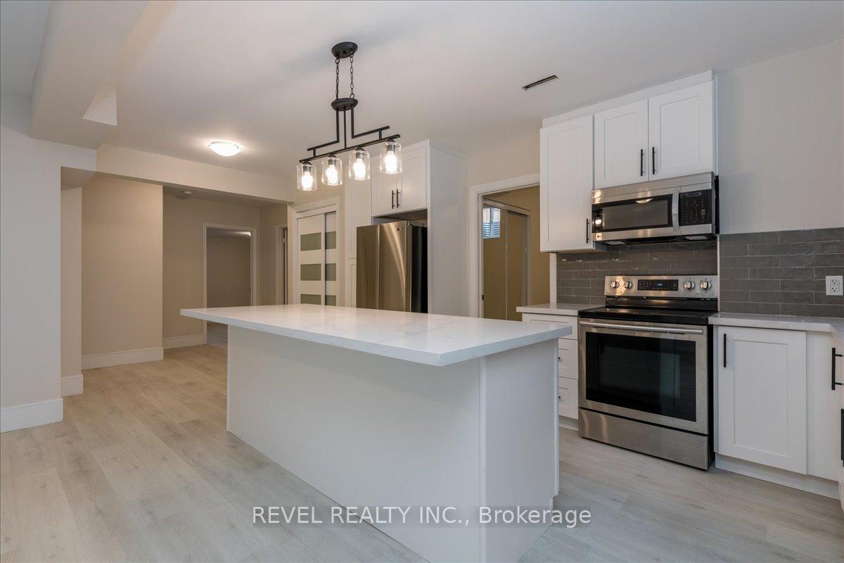Photo 20 of 400 Big Bay Point Road, Barrie, Painswick North — HOMEH
