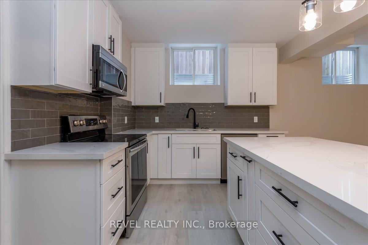 Photo 23 of 400 Big Bay Point Road, Barrie, Painswick North — HOMEH