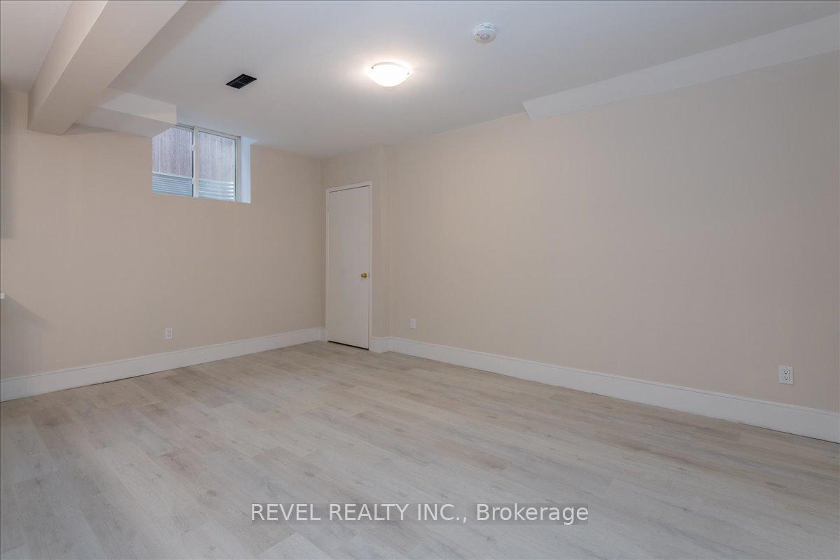 Photo 30 of 400 Big Bay Point Road, Barrie, Painswick North — HOMEH