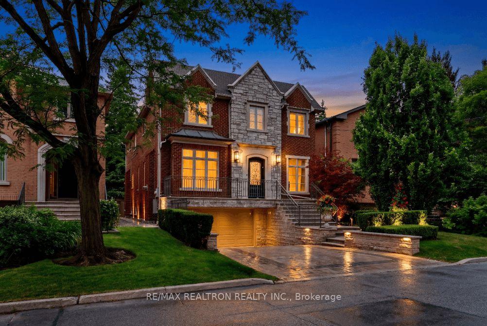 Photo 1 of 462 Fairlawn Avenue, Toronto, Bedford Park-Nortown — HOMEH
