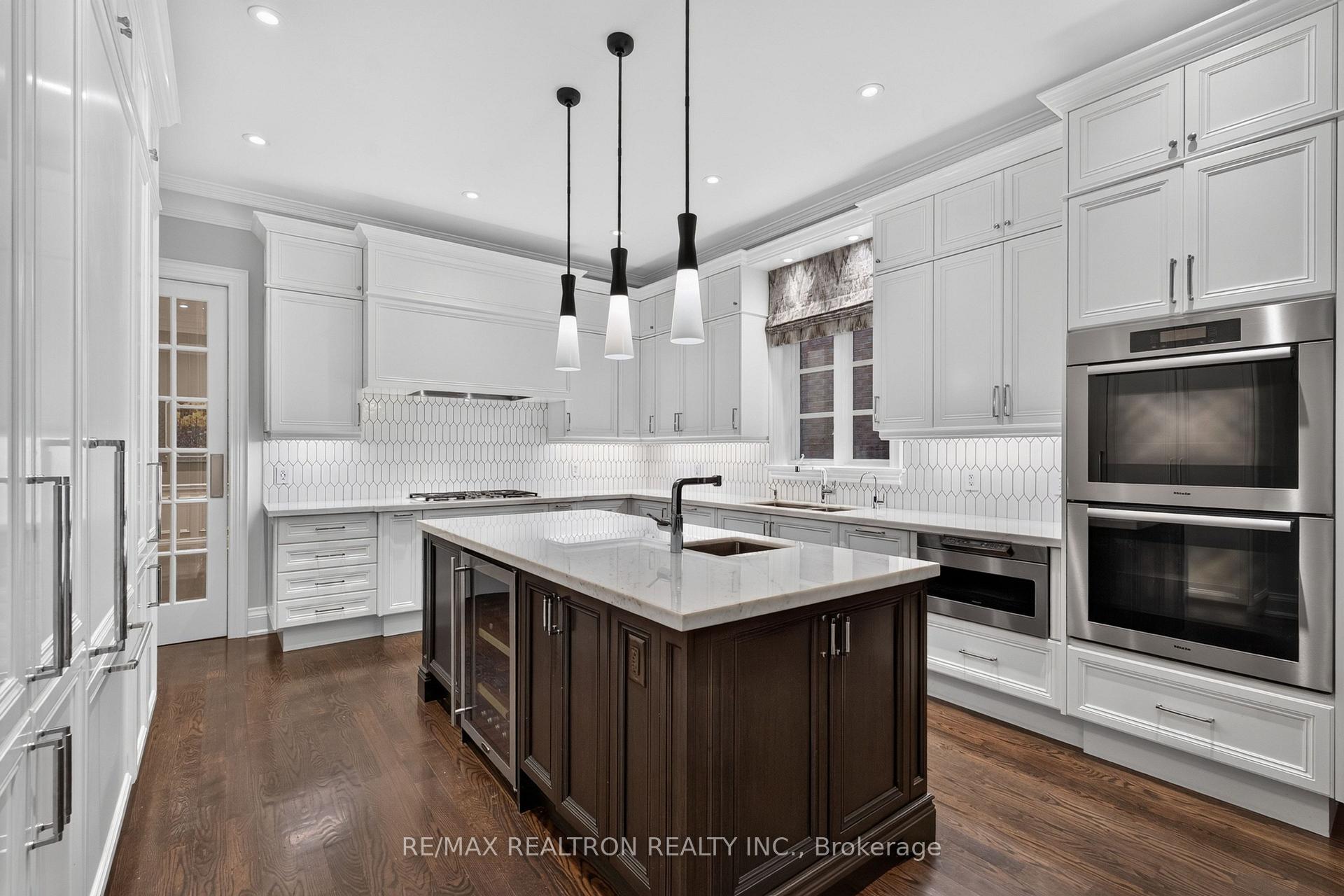 Photo 31 of 462 Fairlawn Avenue, Toronto, Bedford Park-Nortown — HOMEH