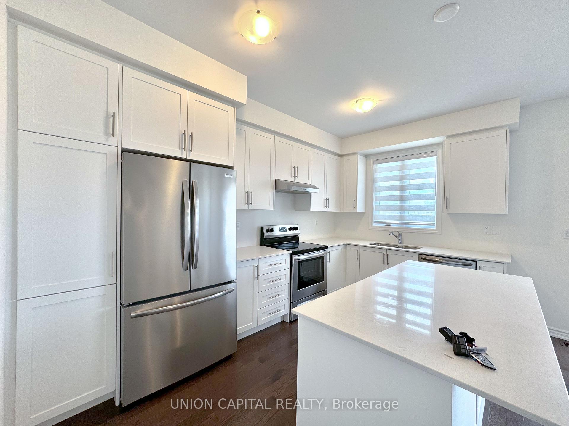 Photo 8 of 113 Shepherd Drive, Barrie, Rural Barrie Southeast — HOMEH