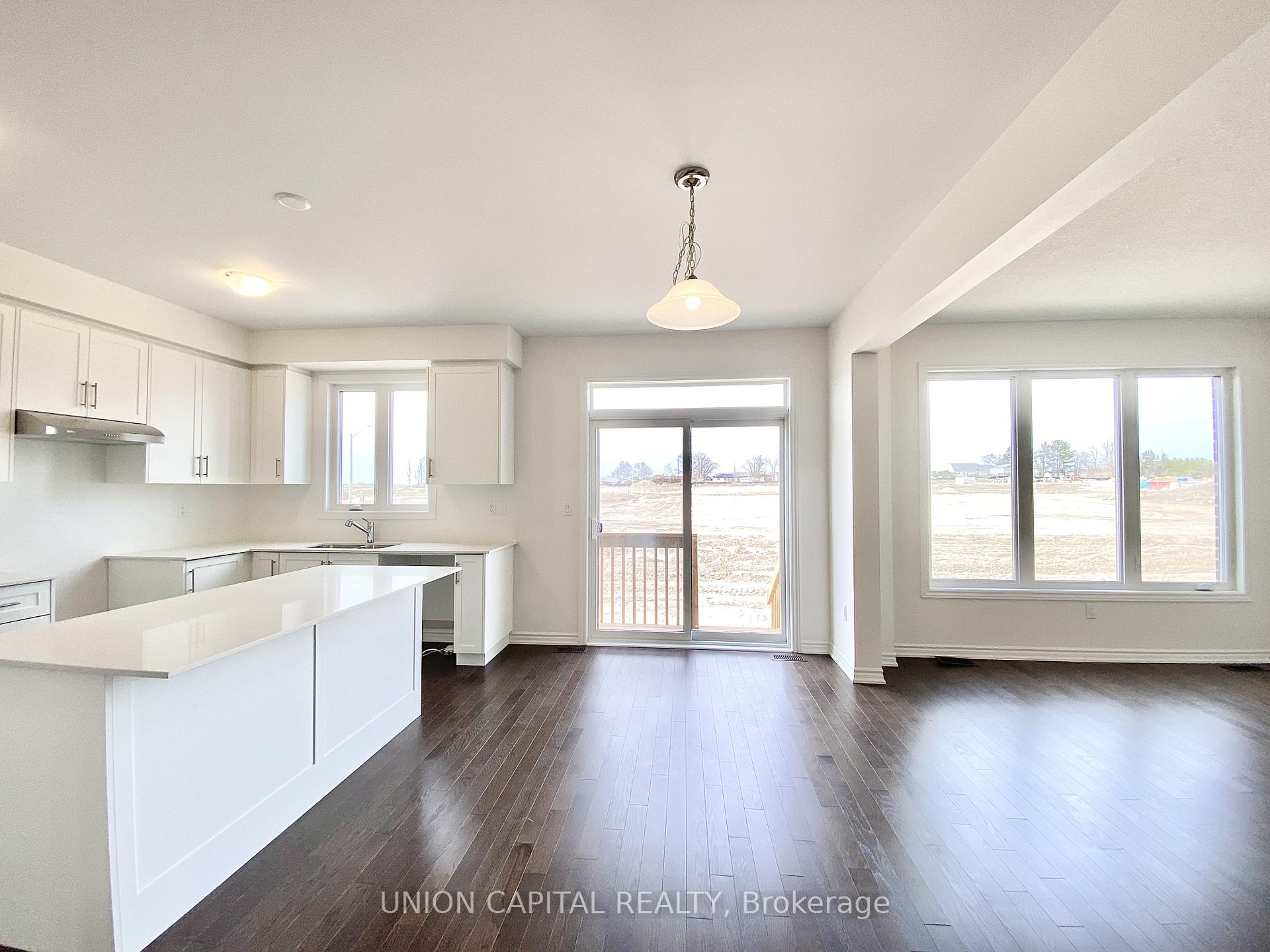 Photo 11 of 113 Shepherd Drive, Barrie, Rural Barrie Southeast — HOMEH