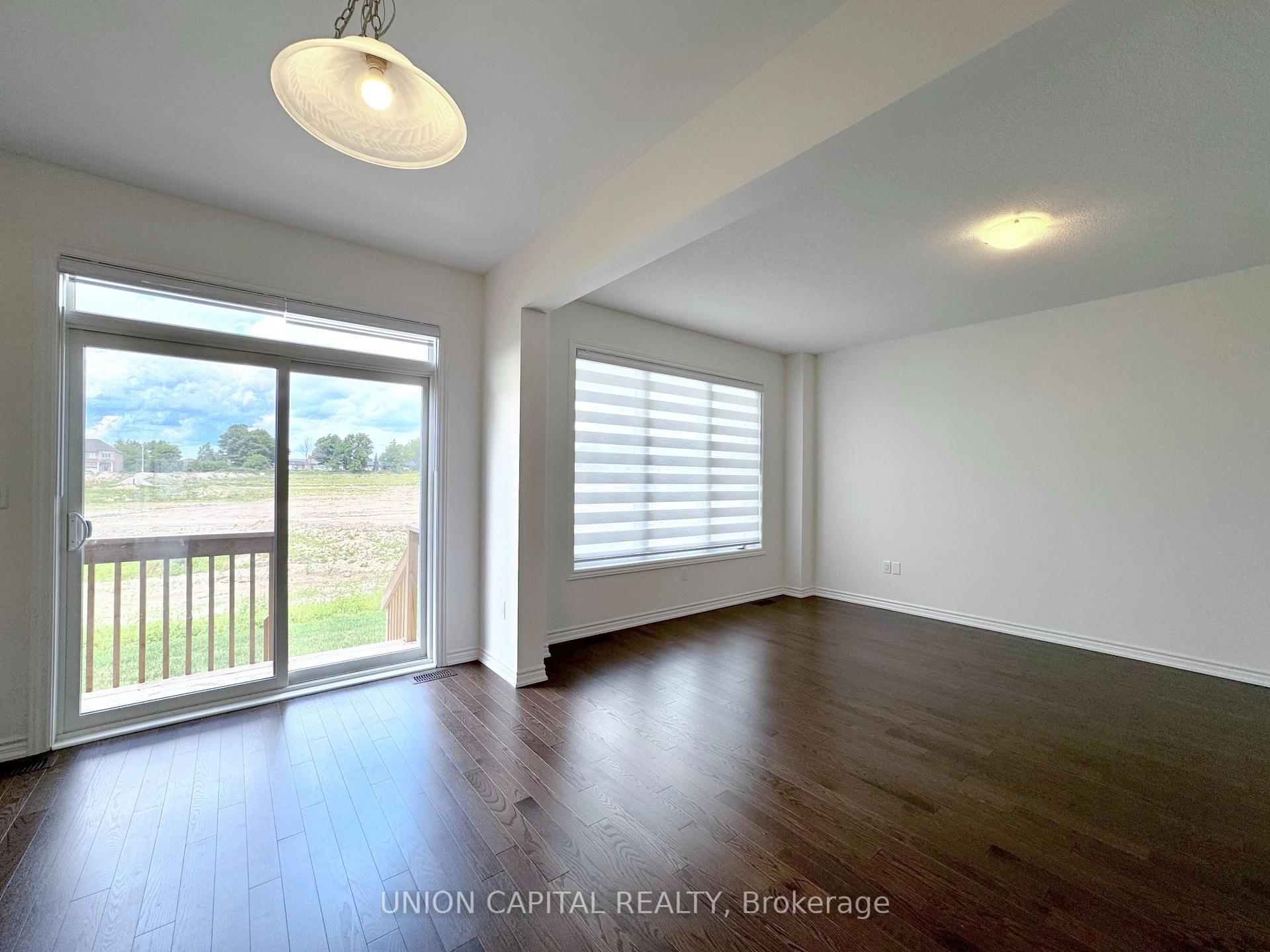 Photo 14 of 113 Shepherd Drive, Barrie, Rural Barrie Southeast — HOMEH