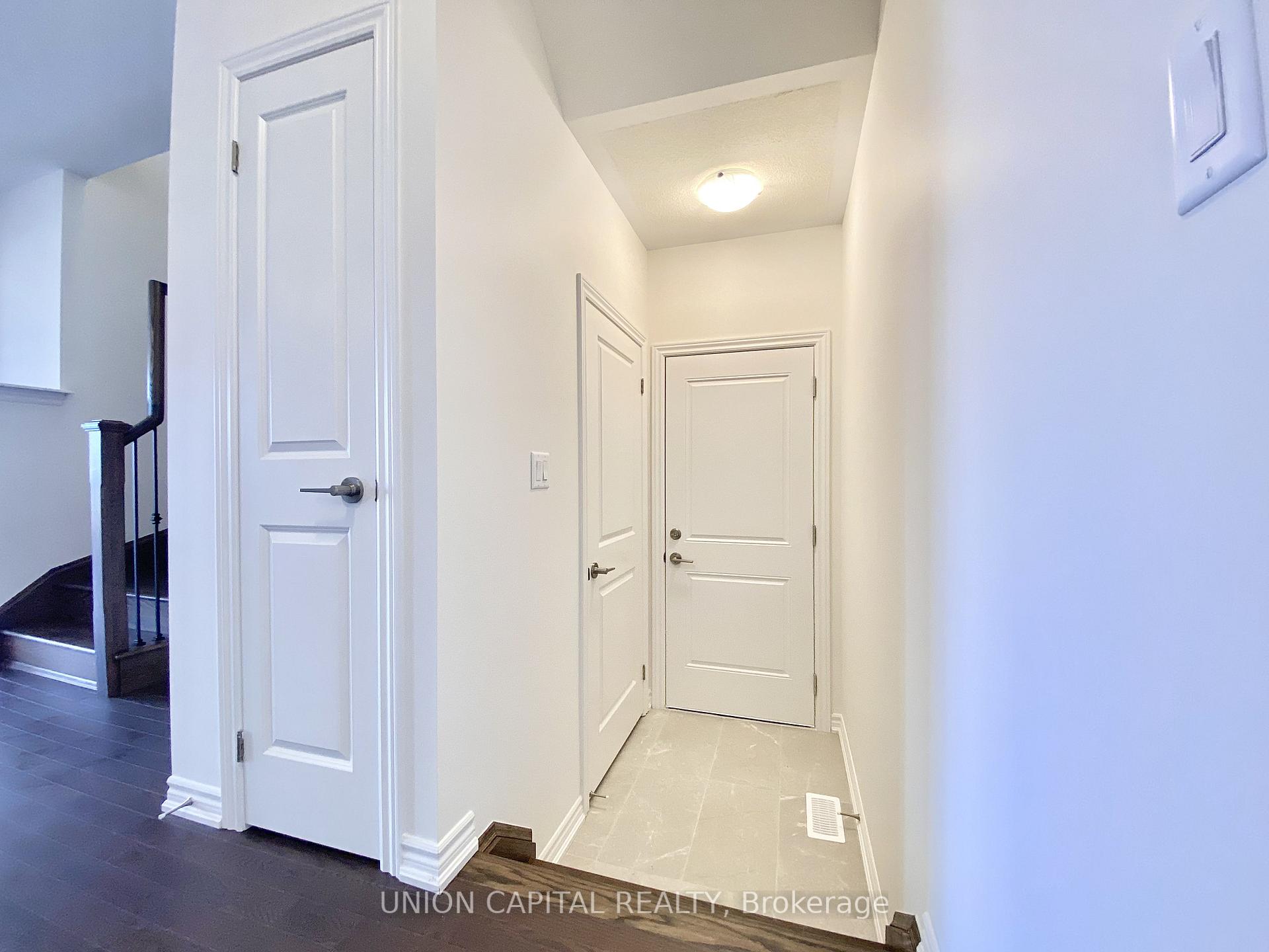 Photo 18 of 113 Shepherd Drive, Barrie, Rural Barrie Southeast — HOMEH