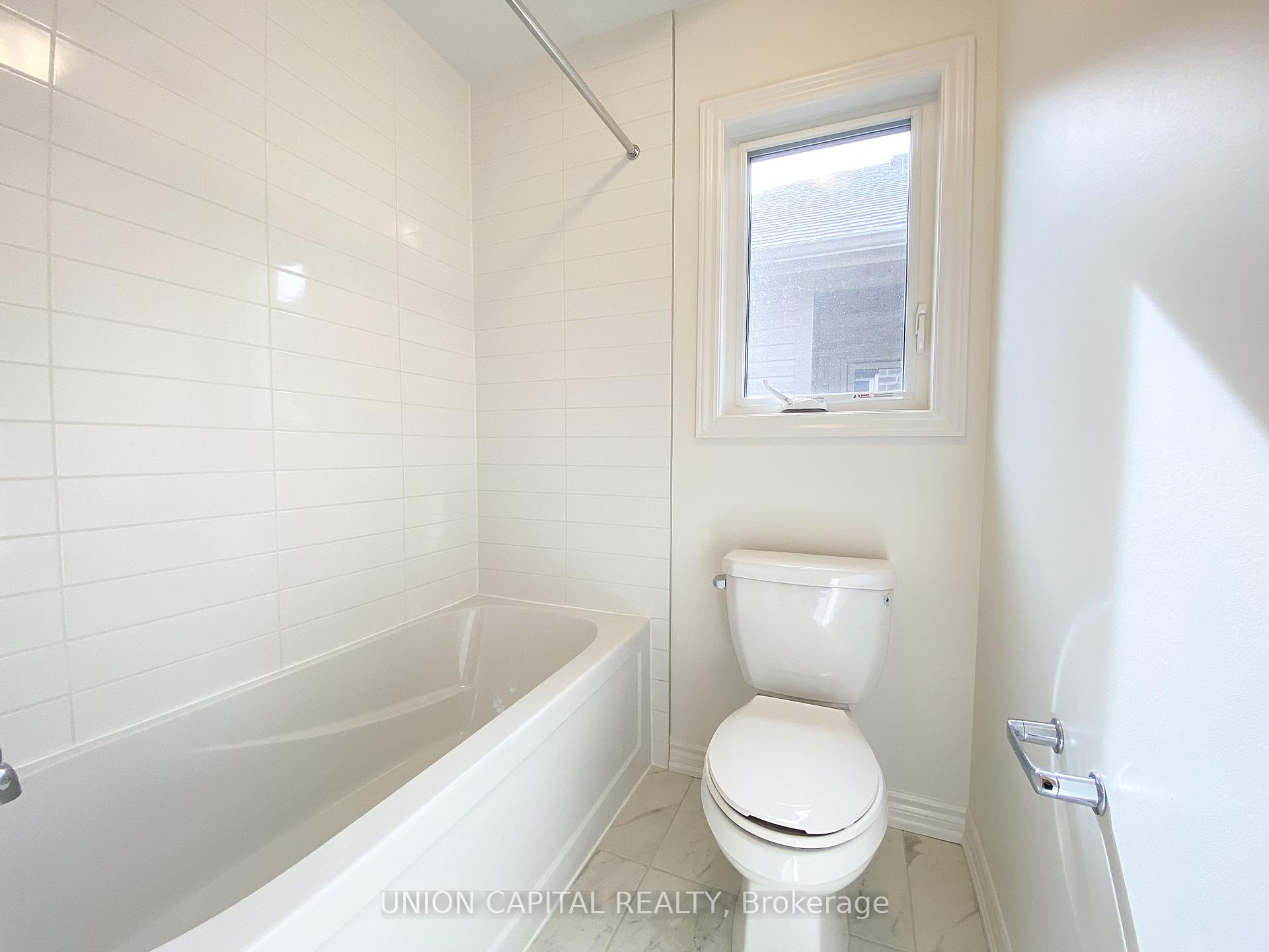 Photo 33 of 113 Shepherd Drive, Barrie, Rural Barrie Southeast — HOMEH