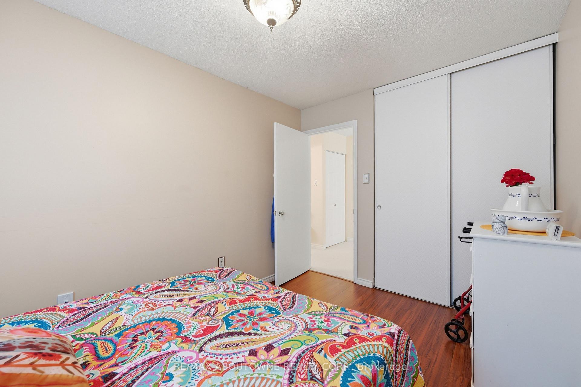 Photo 17 of 2339 Gillingham Drive, Burlington, Brant Hills — HOMEH