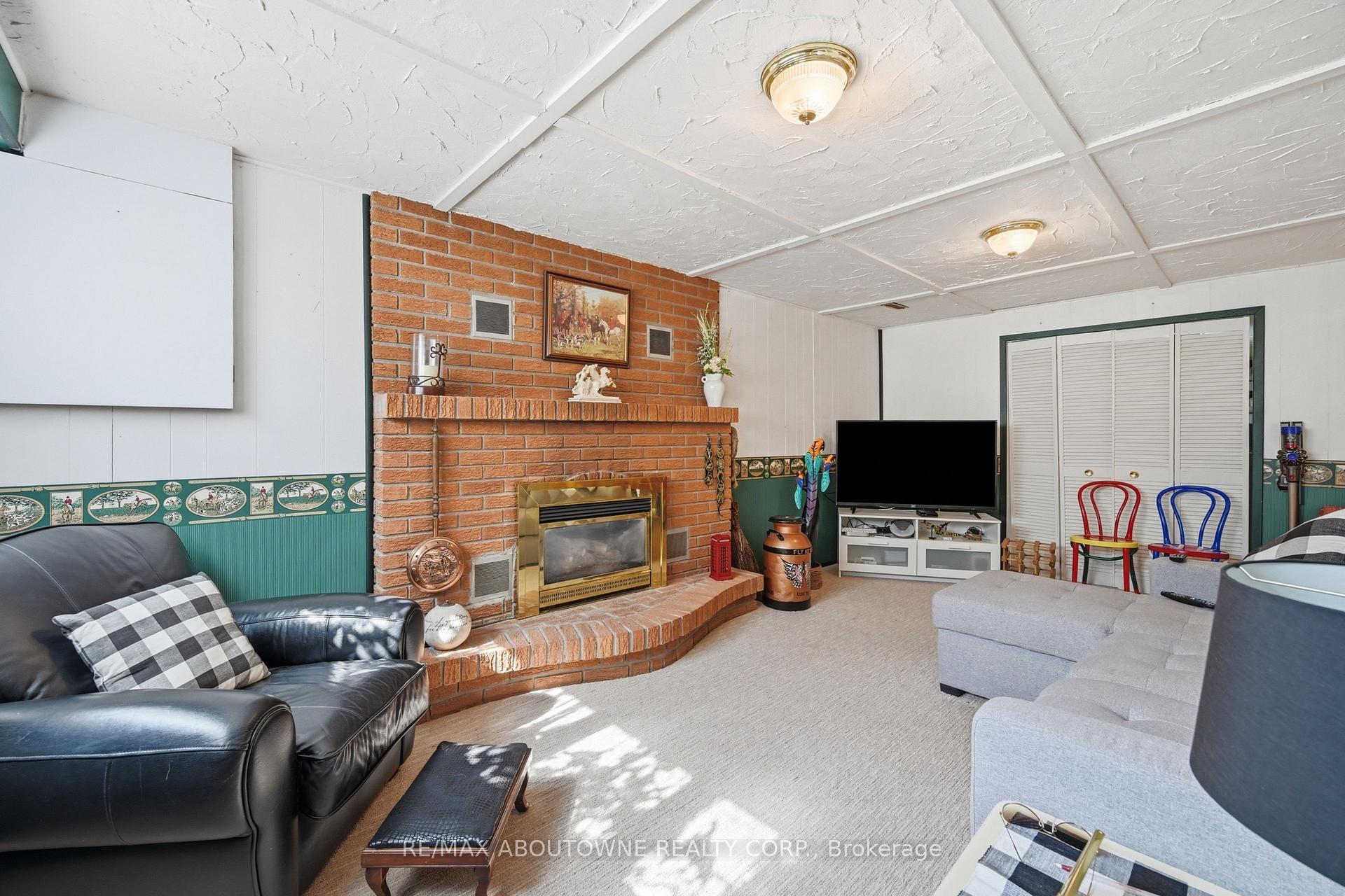 Photo 26 of 2339 Gillingham Drive, Burlington, Brant Hills — HOMEH