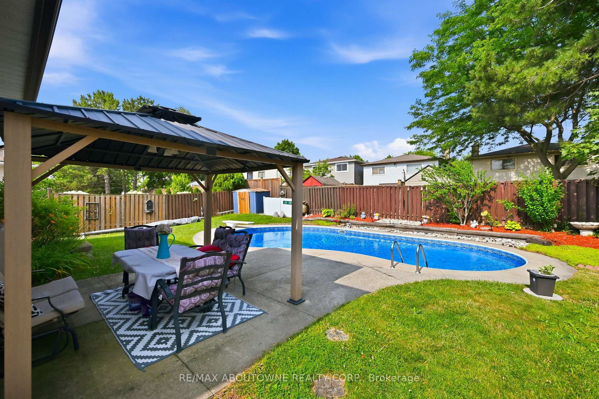 Photo 33 of 2339 Gillingham Drive, Burlington, Brant Hills — HOMEH