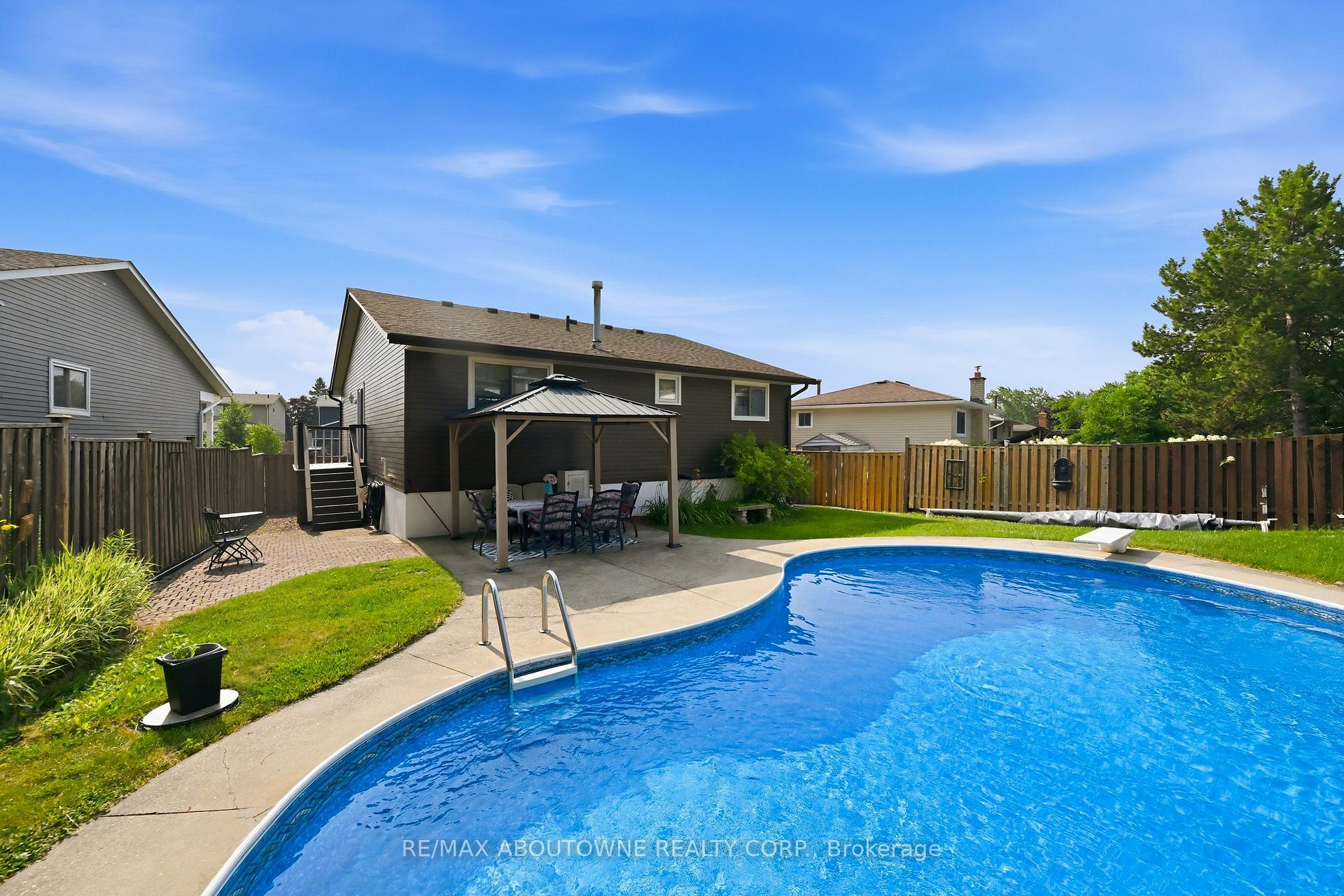 Photo 34 of 2339 Gillingham Drive, Burlington, Brant Hills — HOMEH