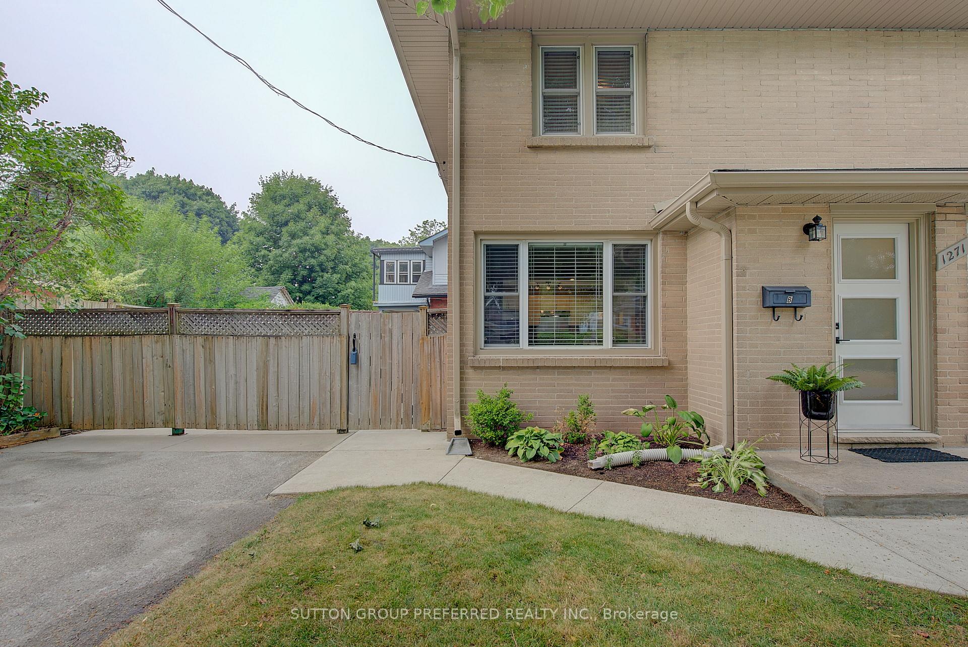 Photo 7 of 1271 Norman Avenue, London, South B — HOMEH