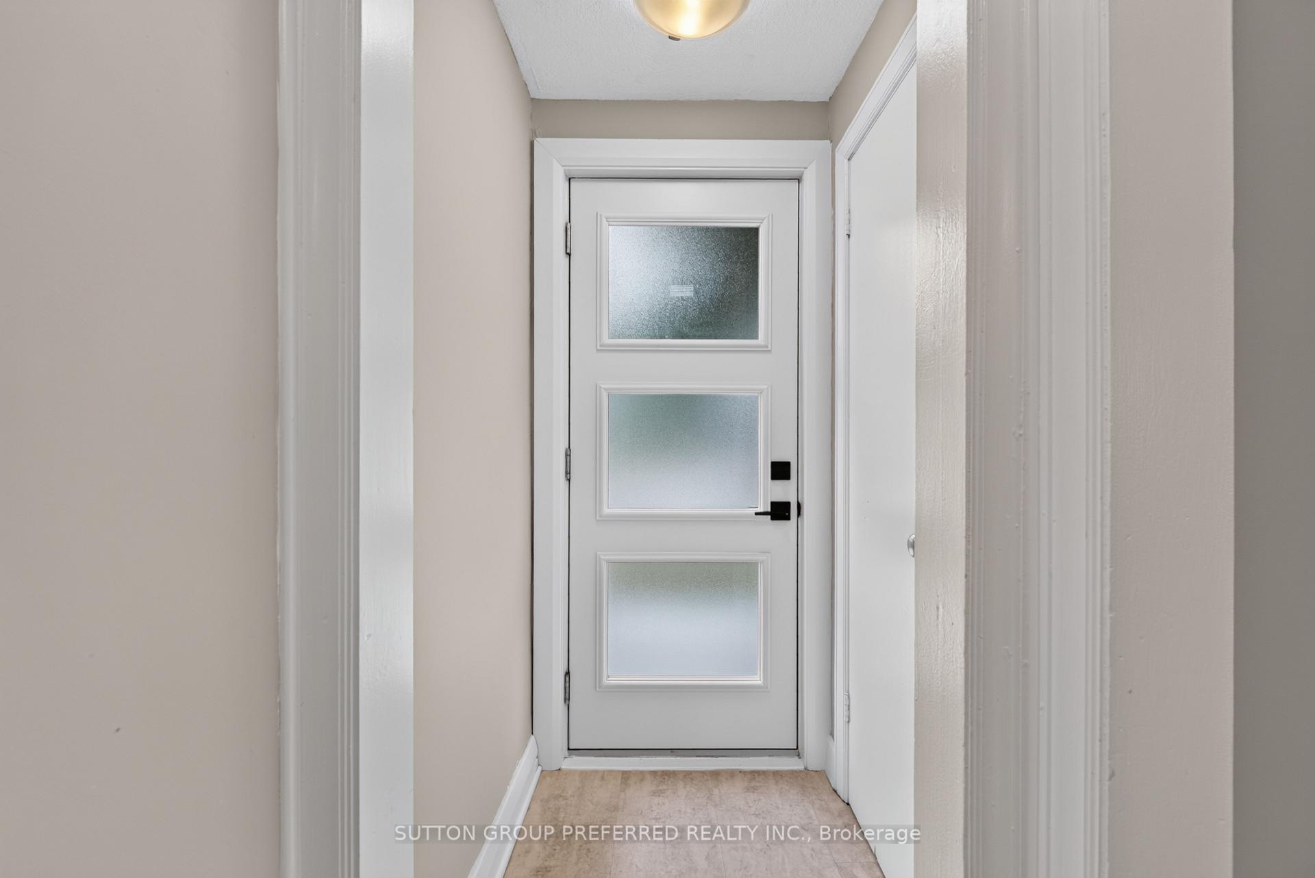 Photo 10 of 1271 Norman Avenue, London, South B — HOMEH