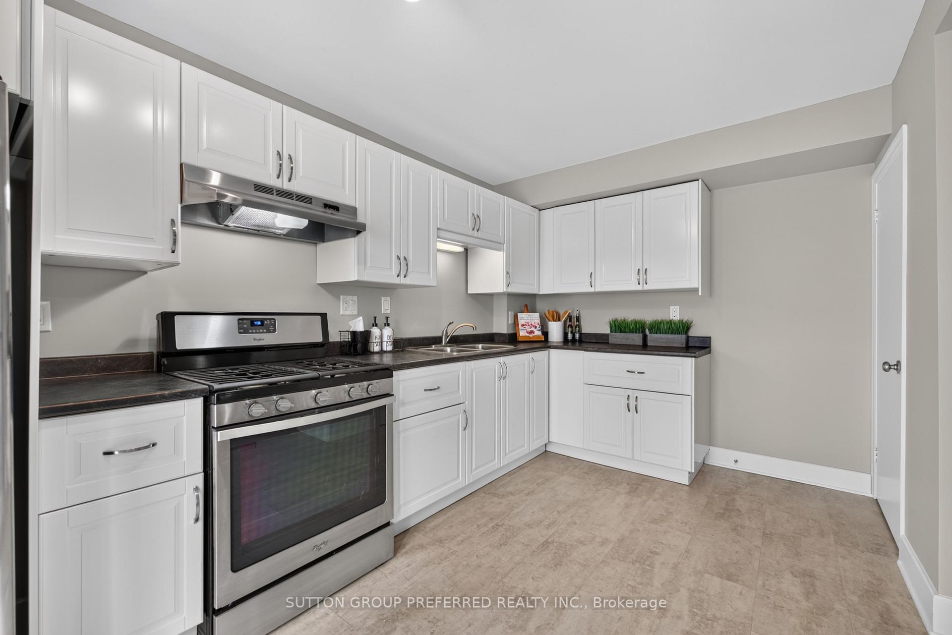 Photo 17 of 1271 Norman Avenue, London, South B — HOMEH