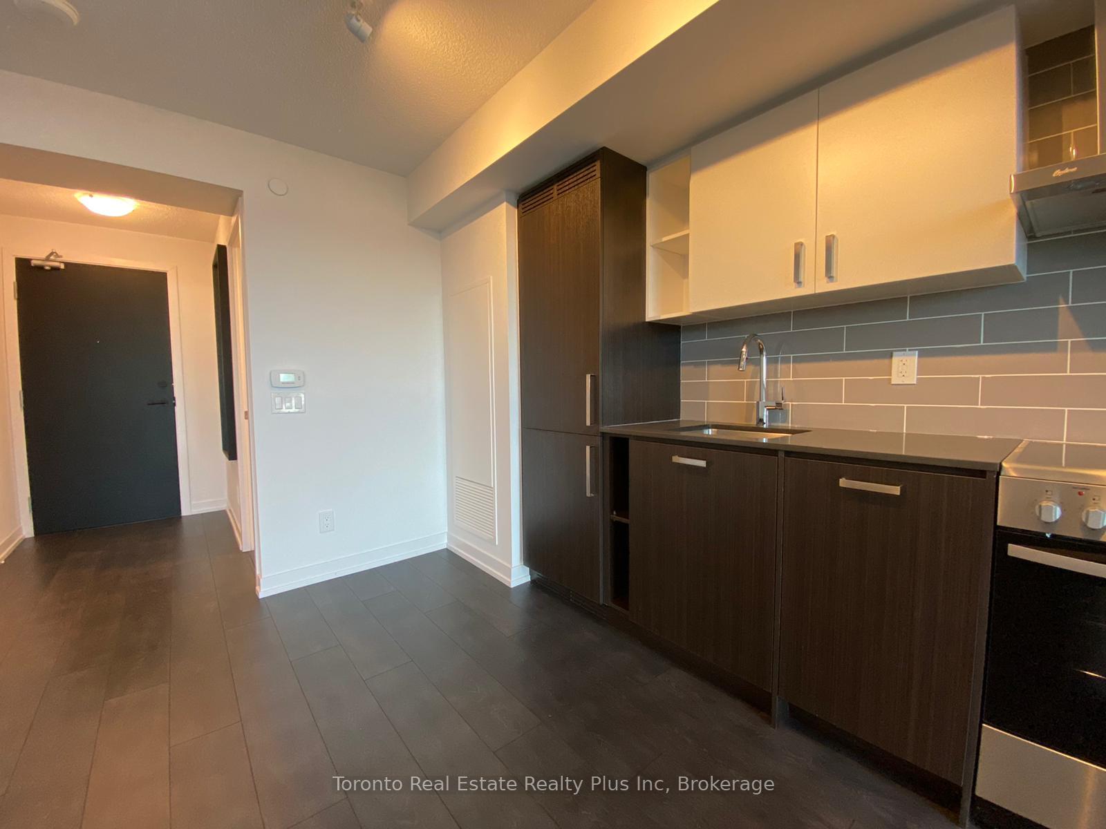 Photo 11 of Unit 1111, 125 Redpath Avenue, Toronto, Mount Pleasant West — HOMEH