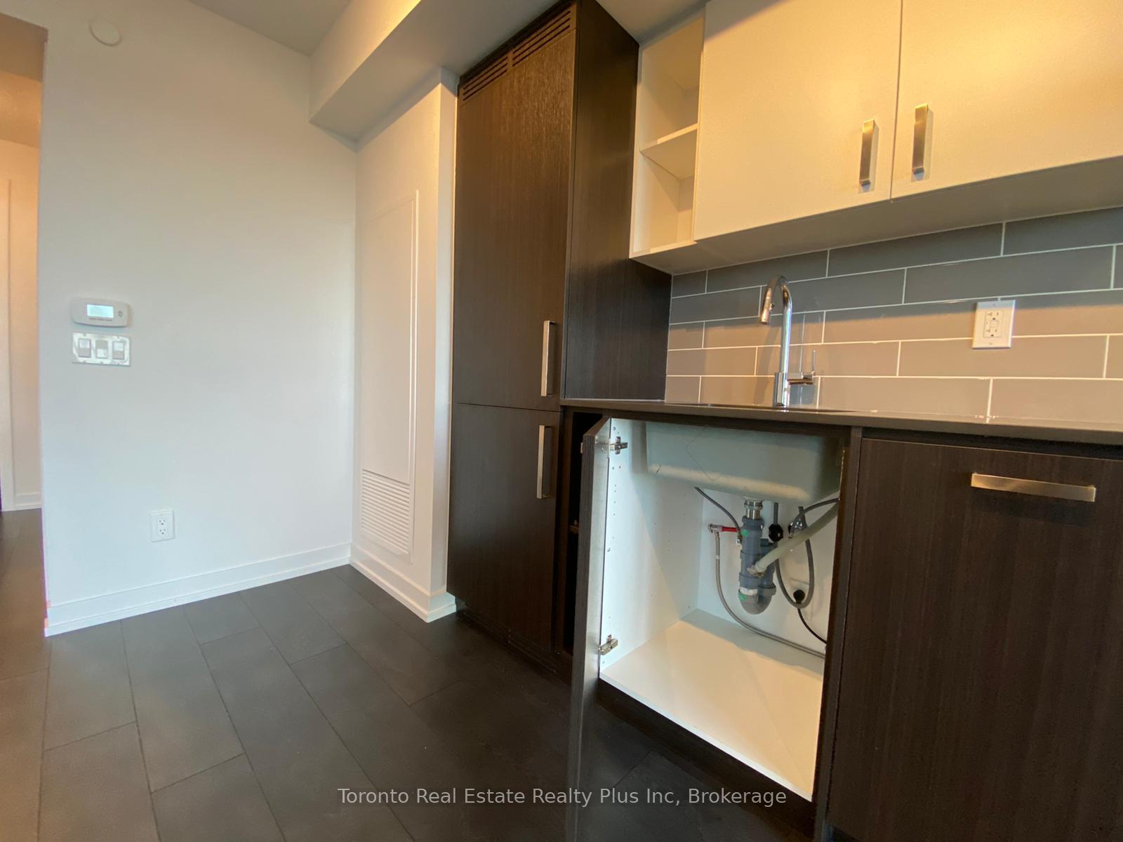 Photo 22 of Unit 1111, 125 Redpath Avenue, Toronto, Mount Pleasant West — HOMEH