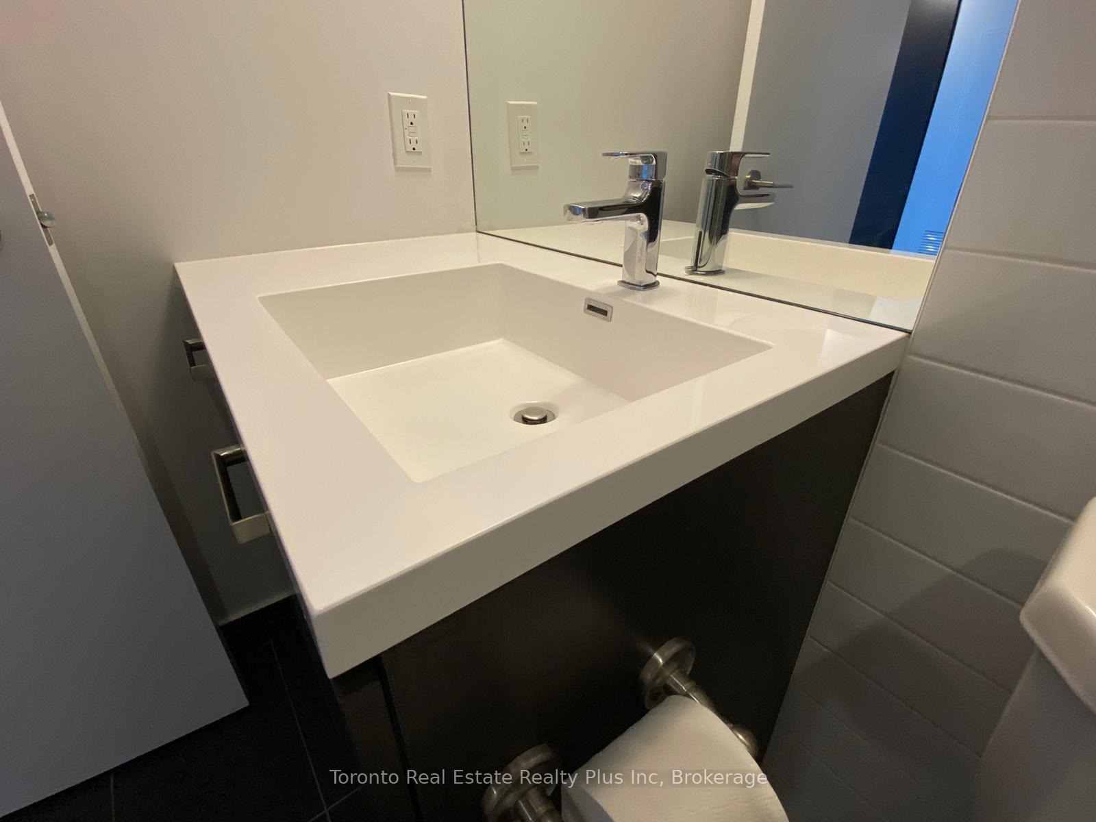 Photo 35 of Unit 1111, 125 Redpath Avenue, Toronto, Mount Pleasant West — HOMEH