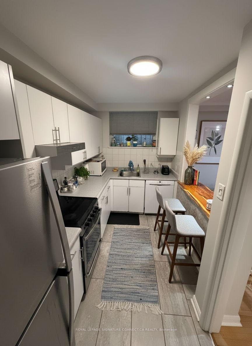 Photo 5 of Unit Lower, 185 Silver Birch Avenue, Toronto, The Beaches — HOMEH