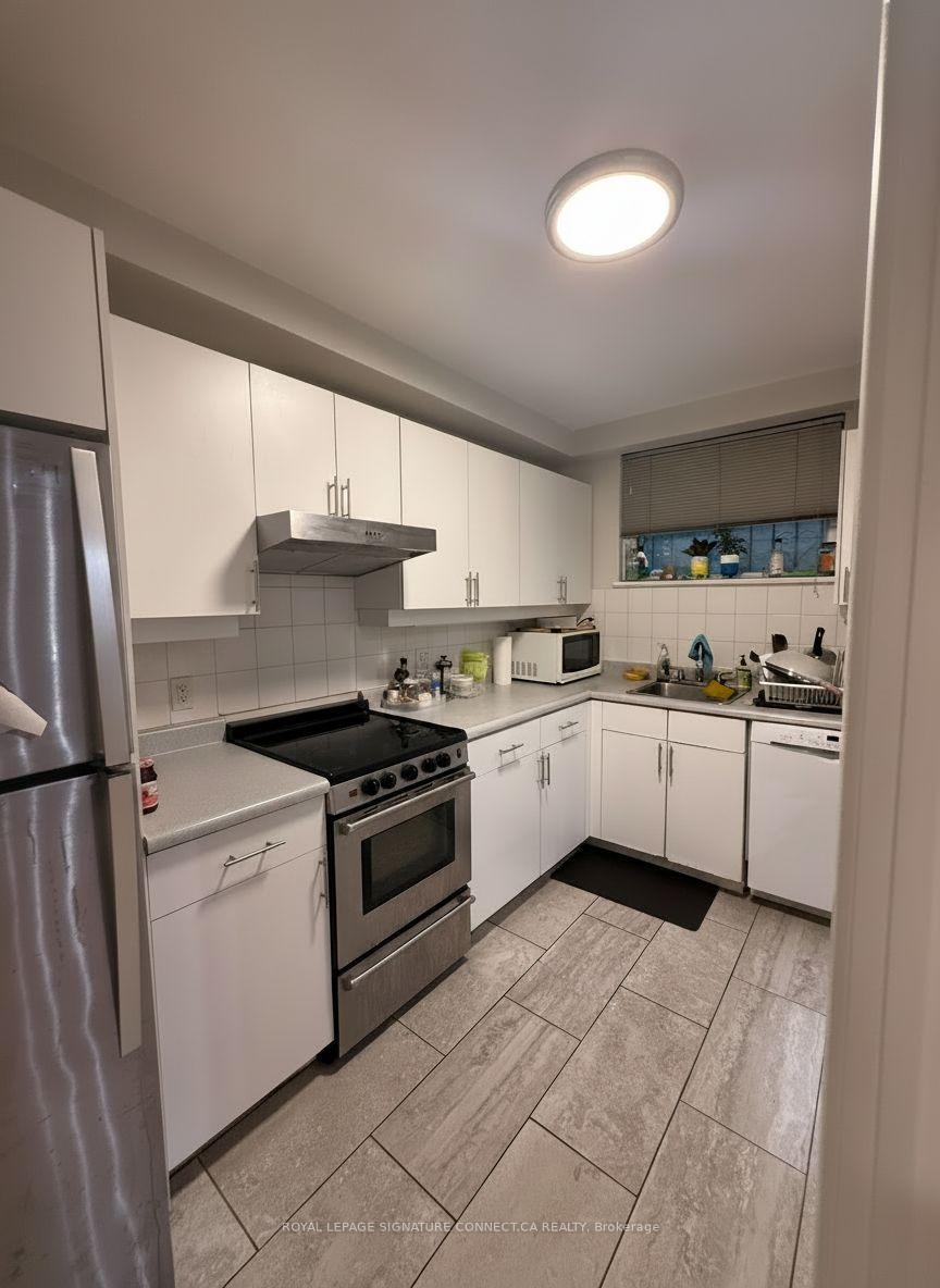Photo 6 of Unit Lower, 185 Silver Birch Avenue, Toronto, The Beaches — HOMEH