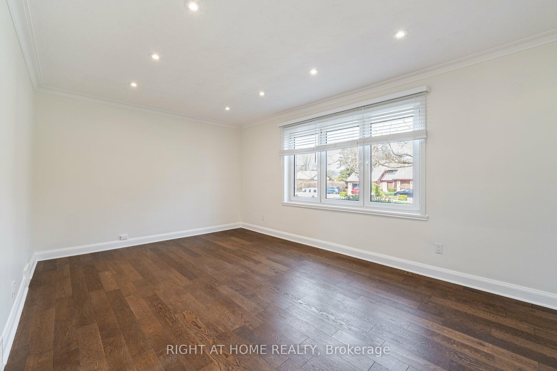 Photo 8 of 154 Martin Grove Road, Etobicoke, Islington-City Centre West — HOMEH