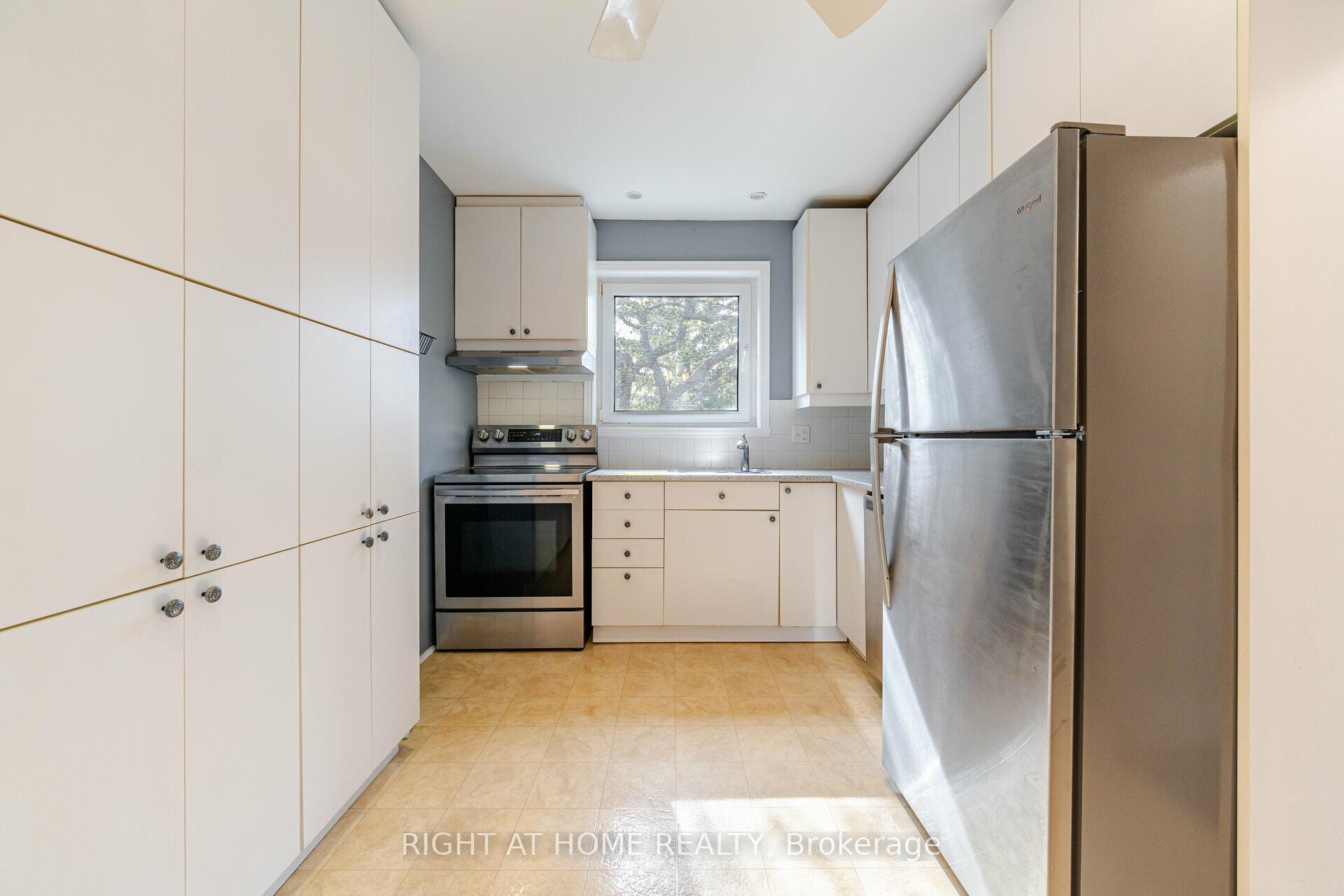 Photo 10 of 154 Martin Grove Road, Etobicoke, Islington-City Centre West — HOMEH