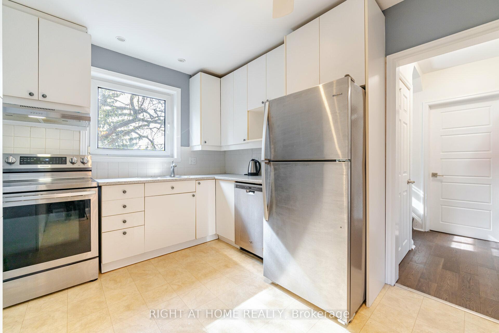 Photo 11 of 154 Martin Grove Road, Etobicoke, Islington-City Centre West — HOMEH