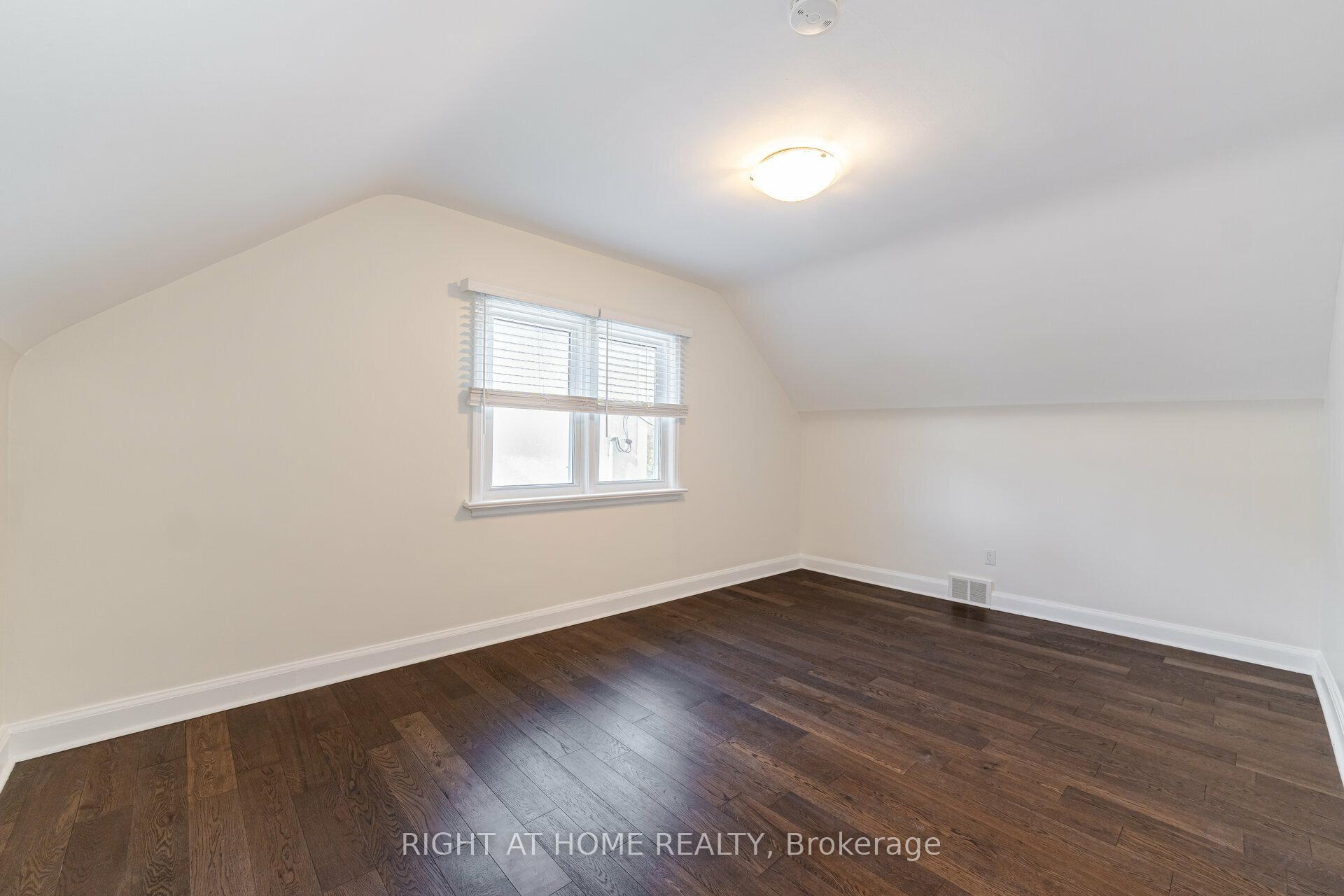 Photo 16 of 154 Martin Grove Road, Etobicoke, Islington-City Centre West — HOMEH