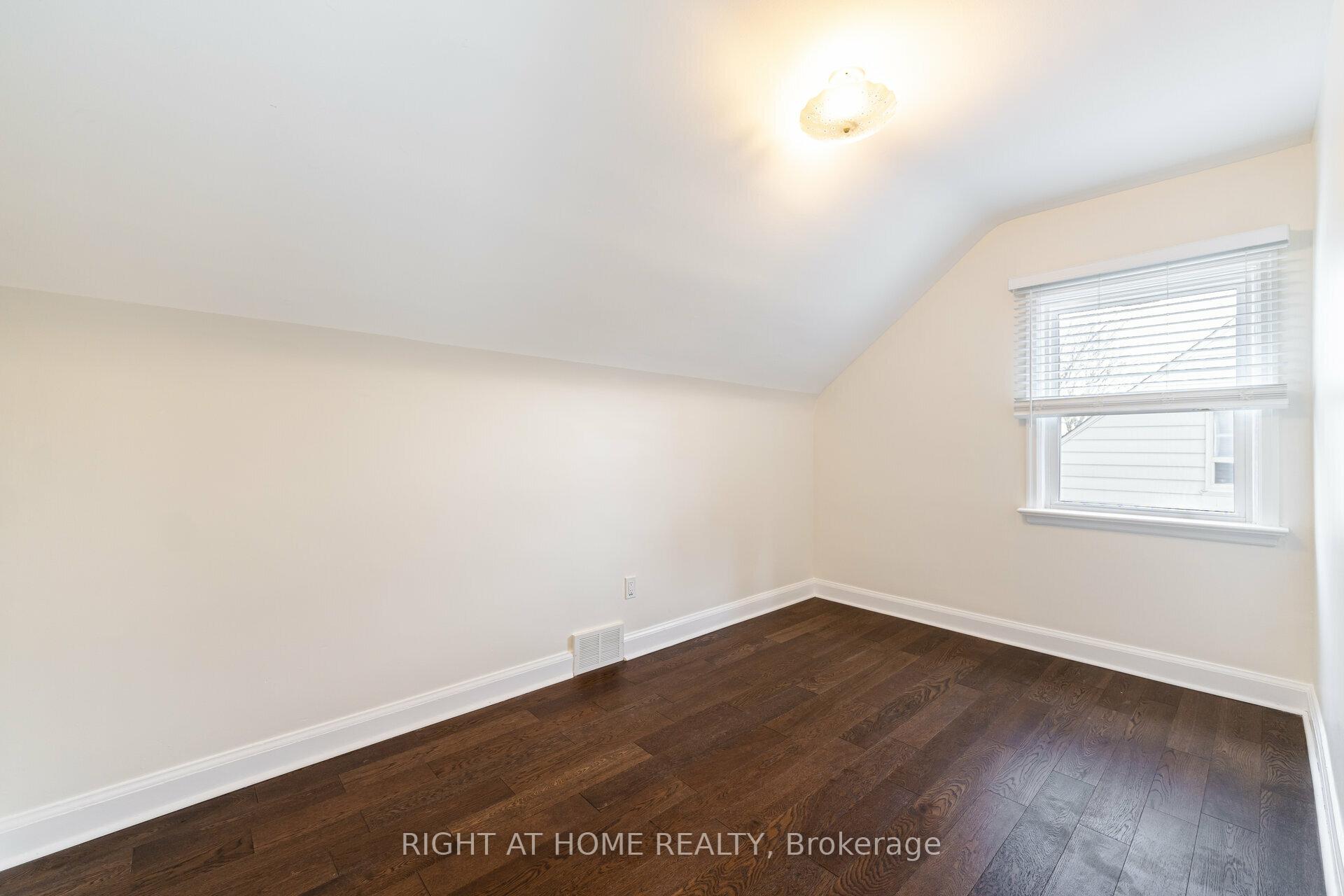 Photo 18 of 154 Martin Grove Road, Etobicoke, Islington-City Centre West — HOMEH