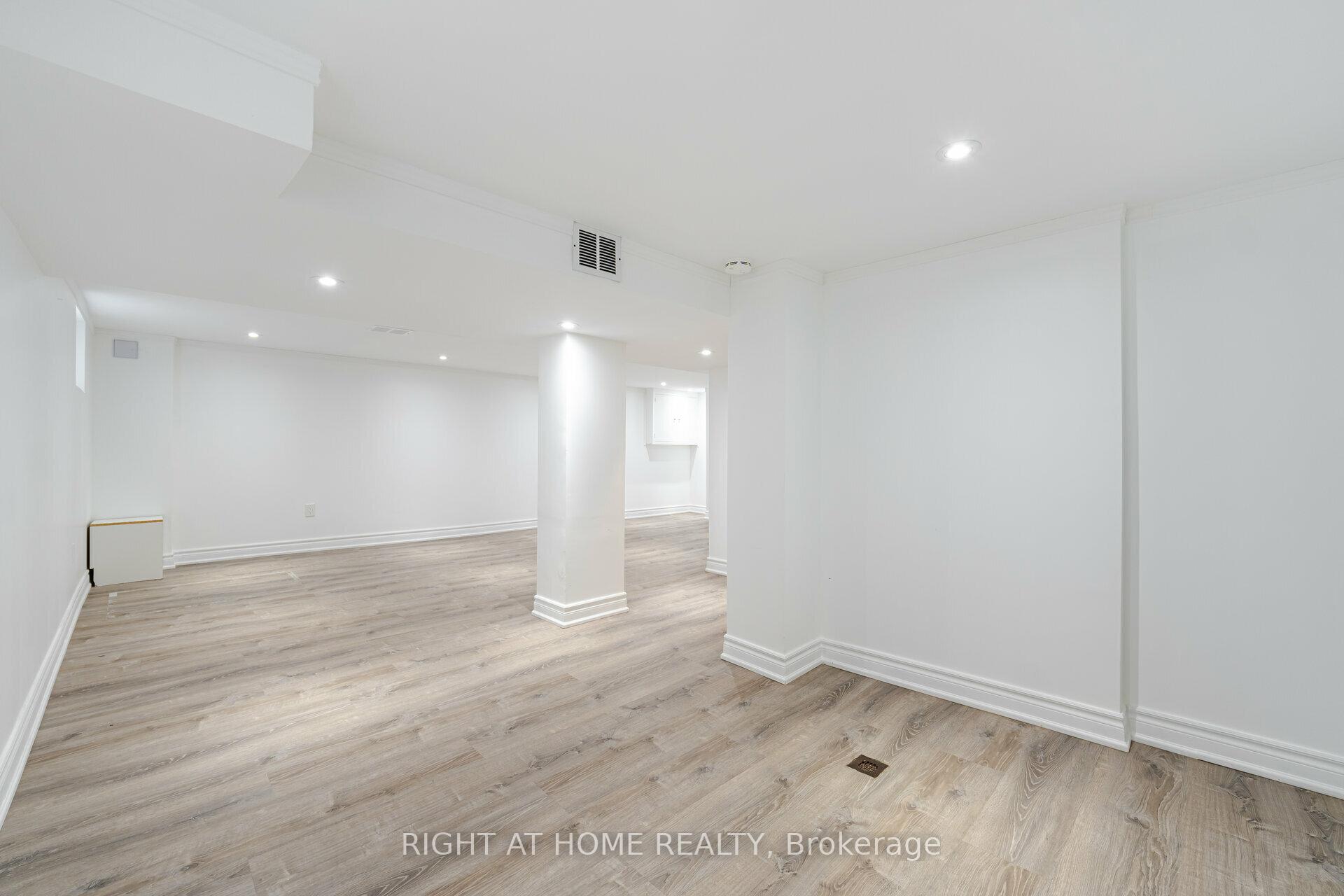 Photo 26 of 154 Martin Grove Road, Etobicoke, Islington-City Centre West — HOMEH