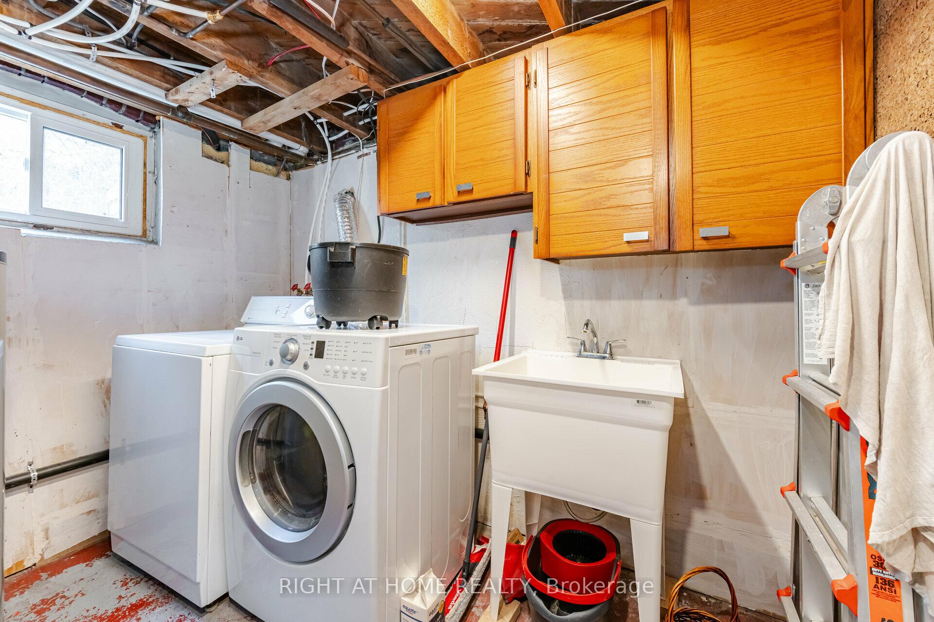 Photo 28 of 154 Martin Grove Road, Etobicoke, Islington-City Centre West — HOMEH