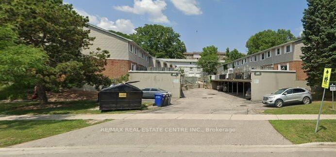Front of Unit 3, 420 Pioneer Drive