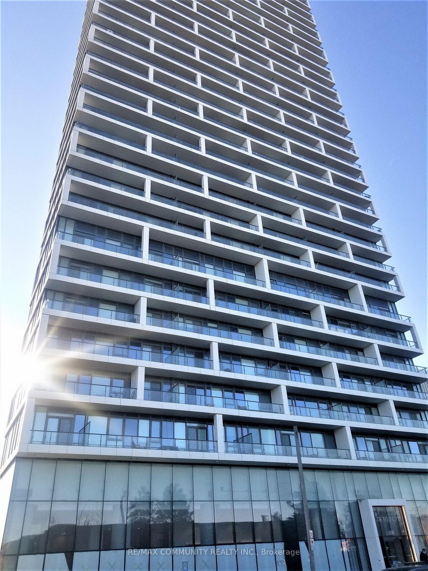 Front of Unit 4705, 898 Portage Parkway