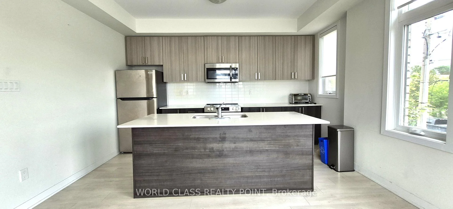 Photo 6 of Unit 1206, 1865 Pickering Parkway, Pickering, Village East — HOMEH