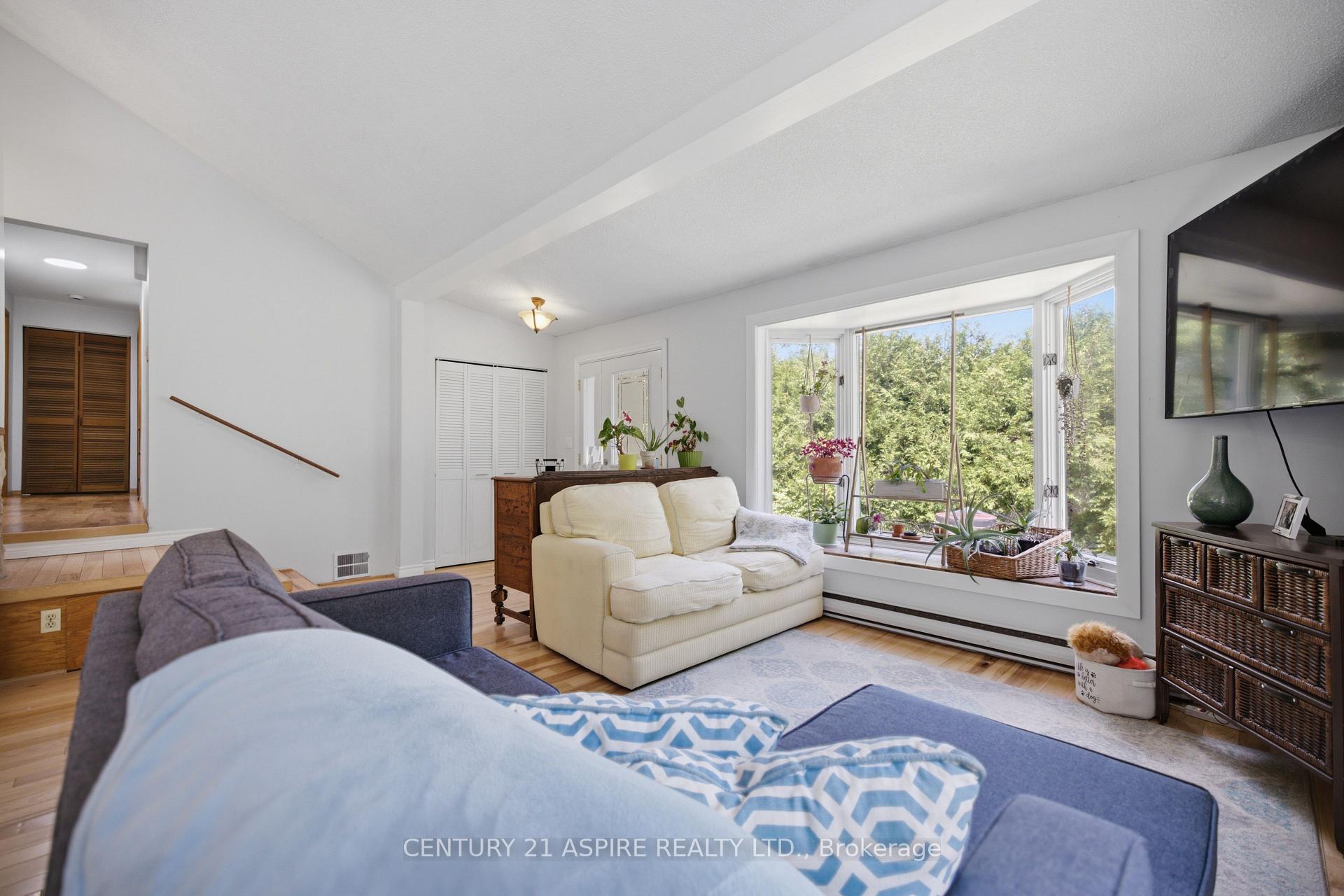 Photo 6 of 149 Brouse Road, Laurentian Hills, Laurentian Hills North — HOMEH