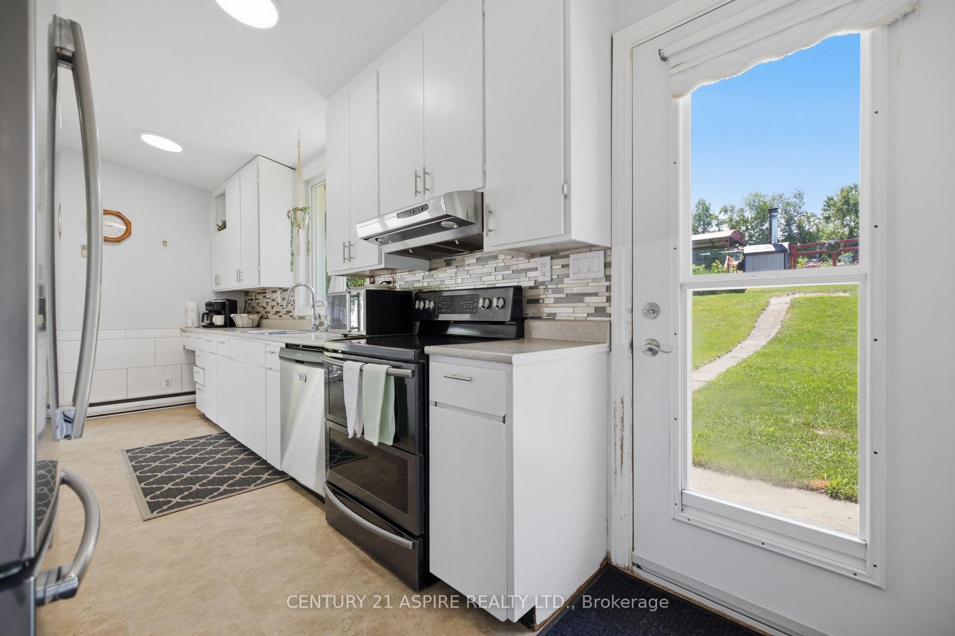Photo 14 of 149 Brouse Road, Laurentian Hills, Laurentian Hills North — HOMEH