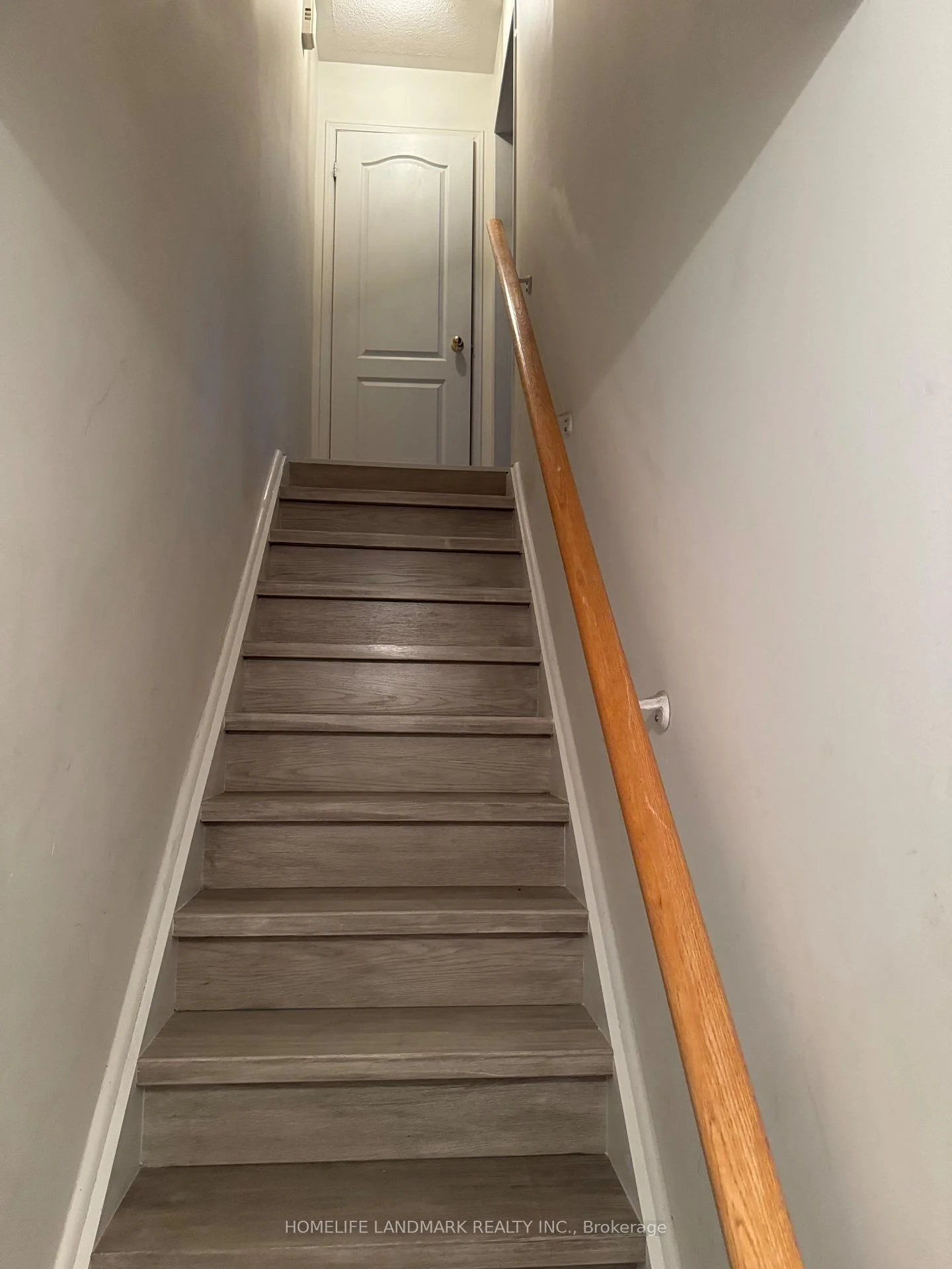 Photo 3 of 3 Oakmoor Lane, Markham, Cornell — HOMEH