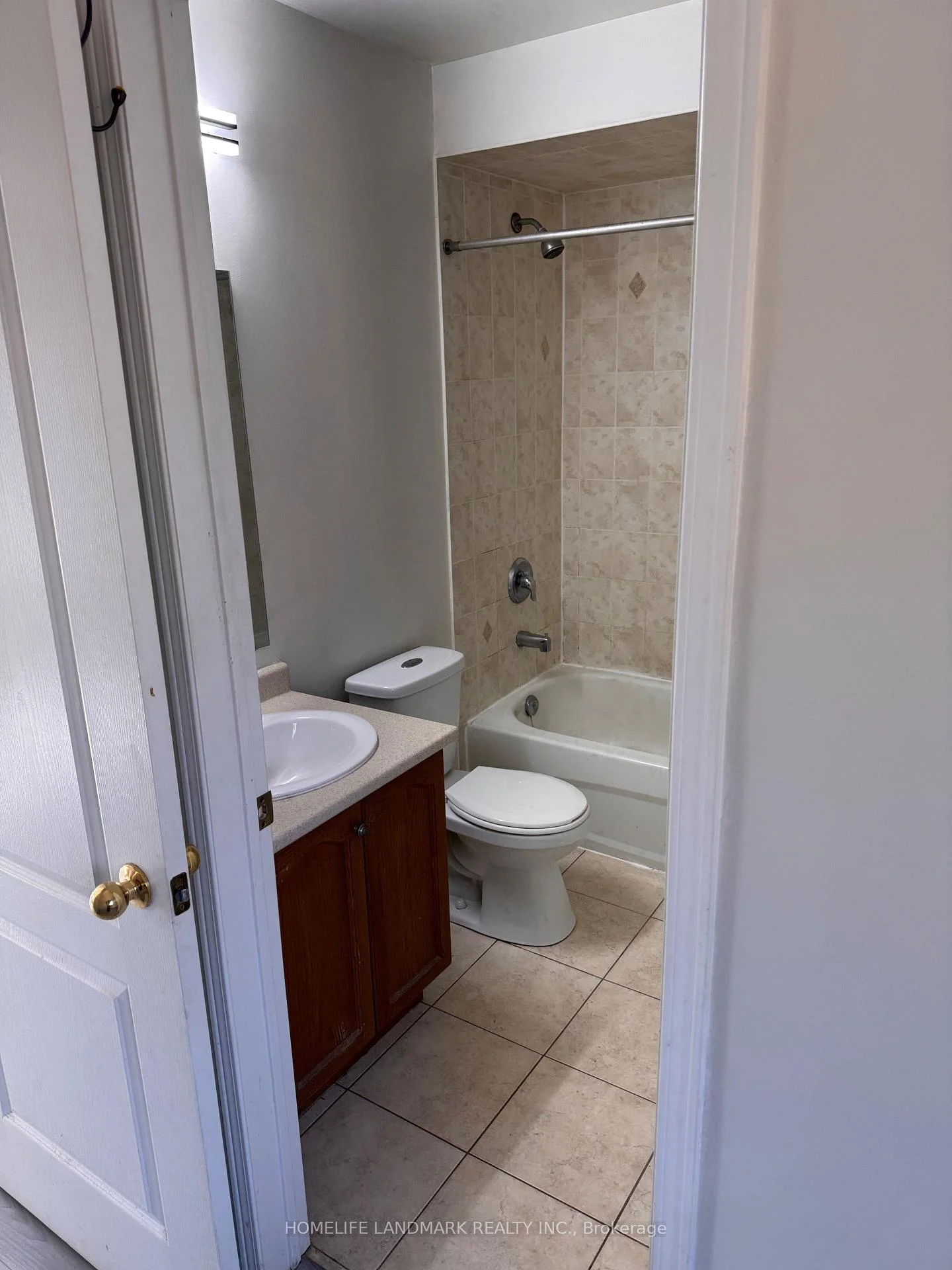 Photo 15 of 3 Oakmoor Lane, Markham, Cornell — HOMEH