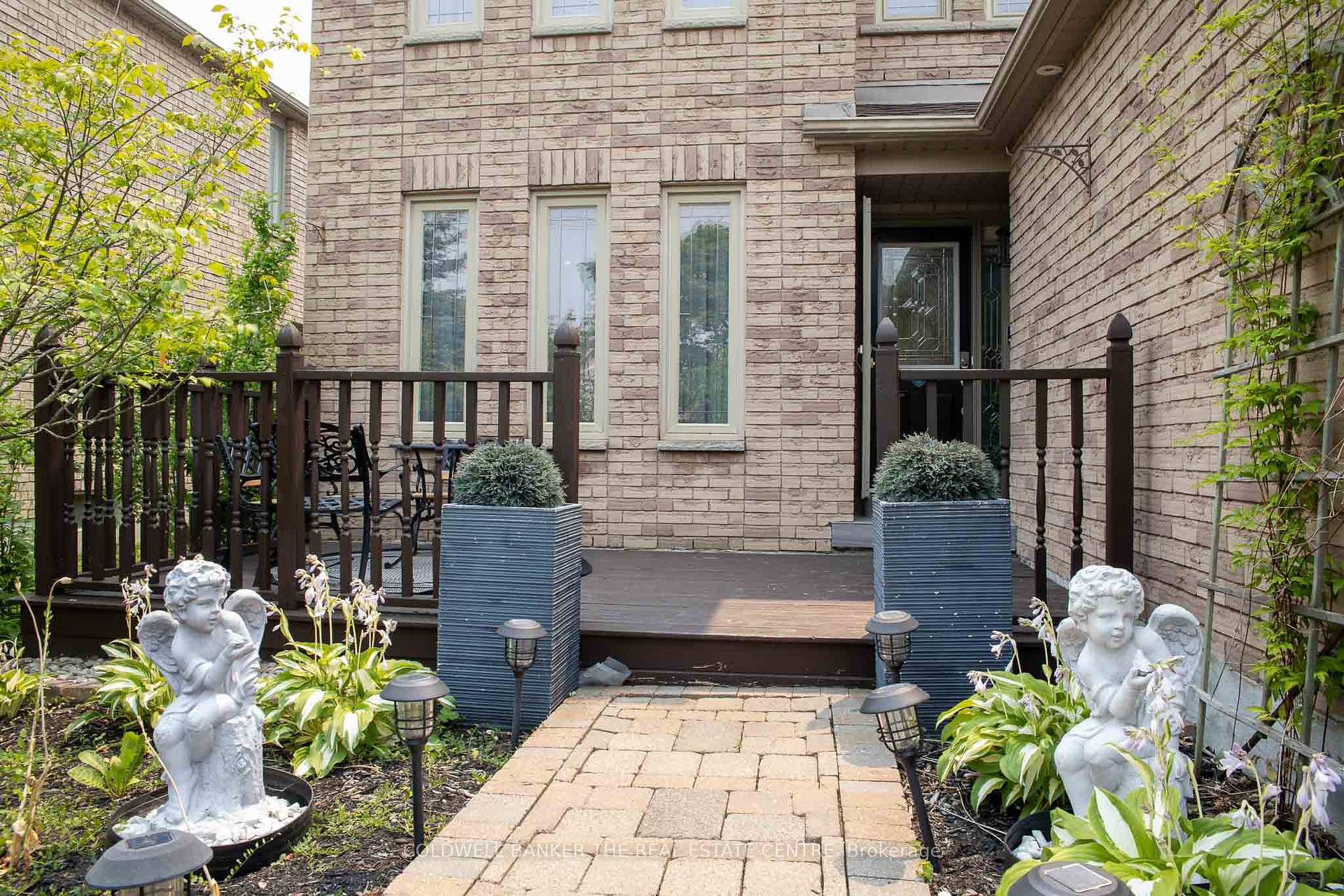 Photo 2 of 497 Grove Street E, Barrie, Grove East — HOMEH